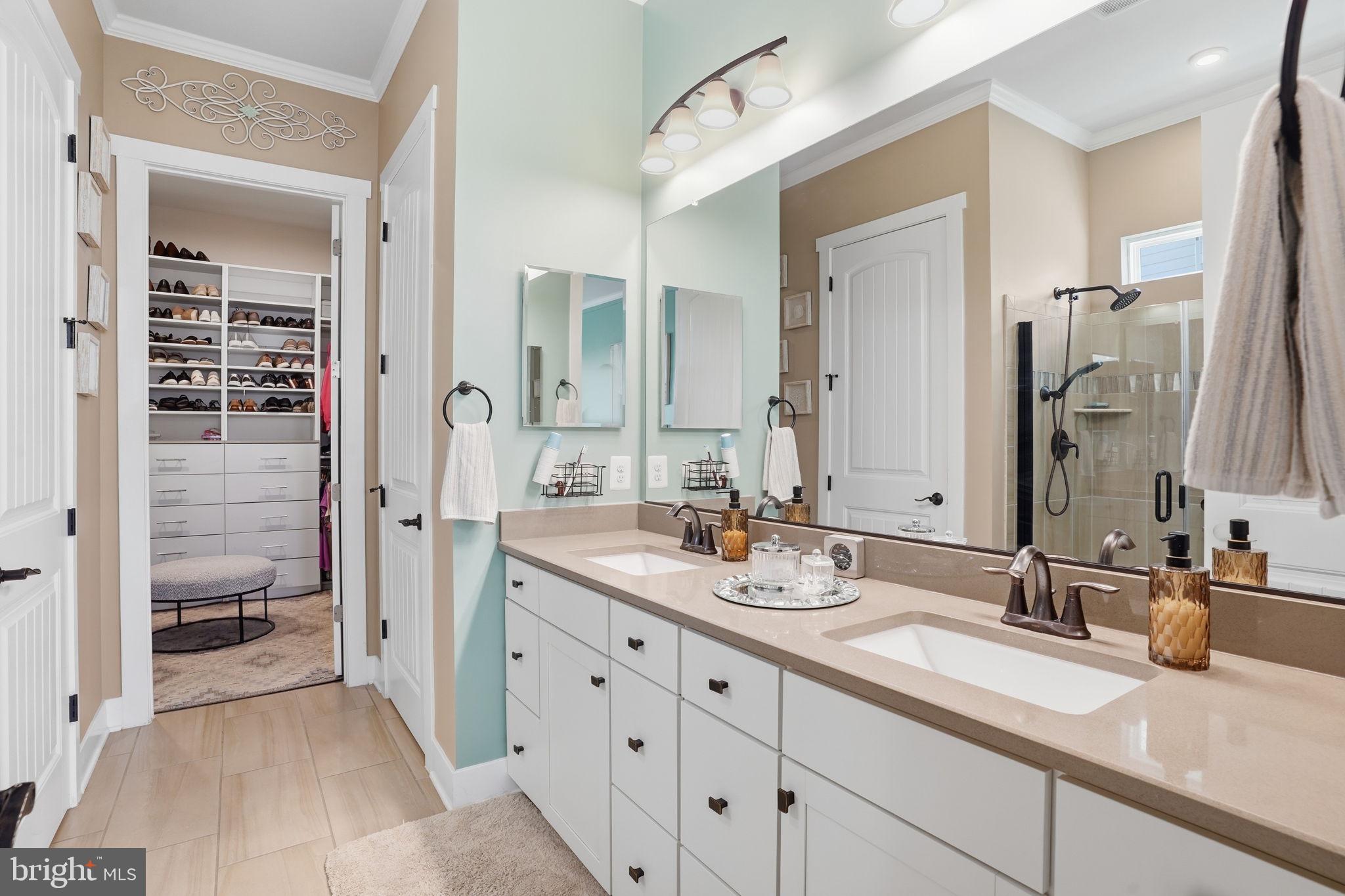 FOUR SEASONS AT KENT ISLAND - Residential