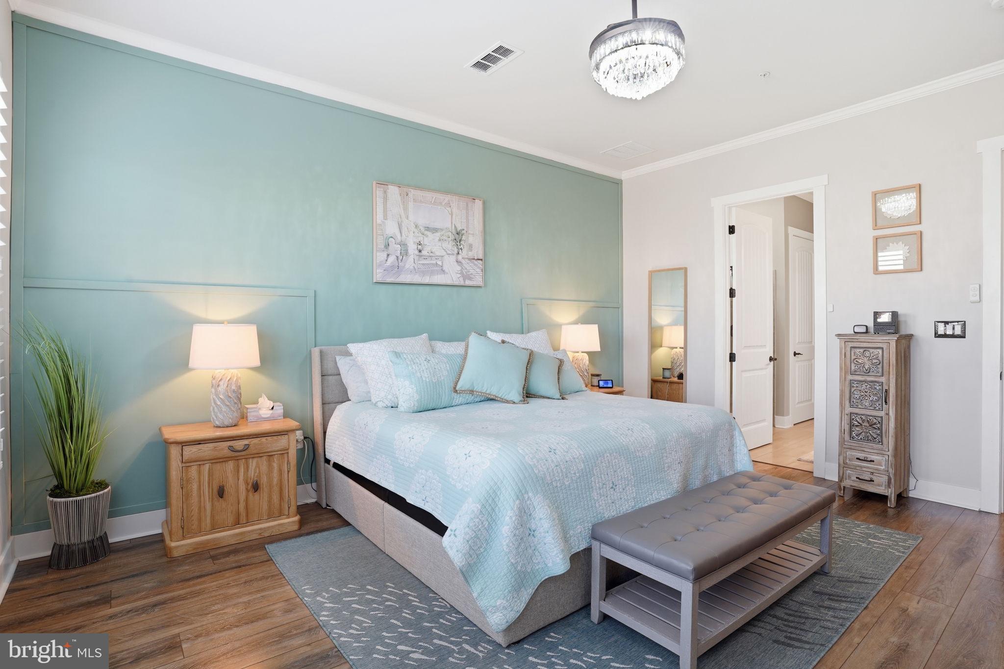 FOUR SEASONS AT KENT ISLAND - Residential