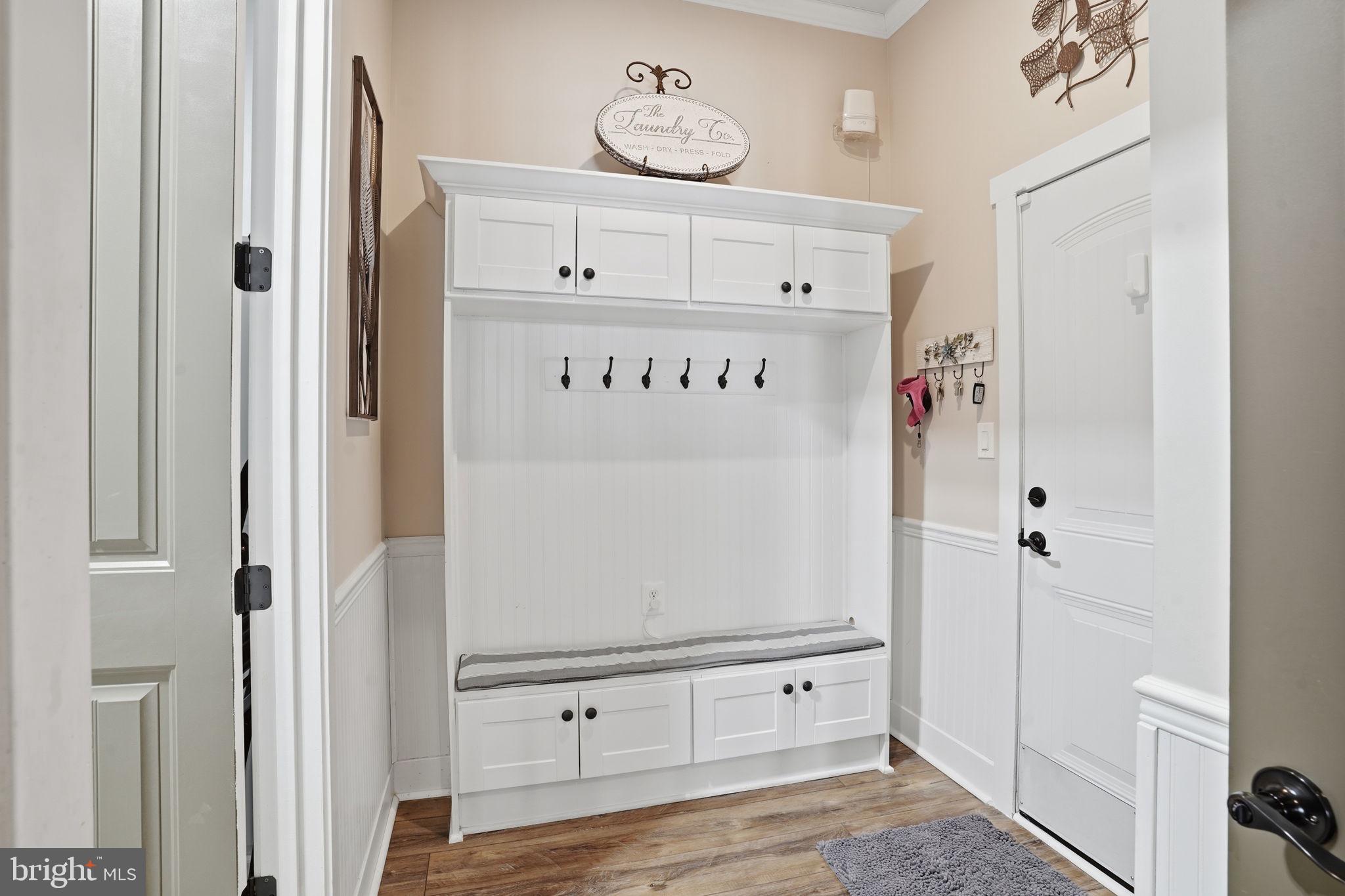 FOUR SEASONS AT KENT ISLAND - Residential