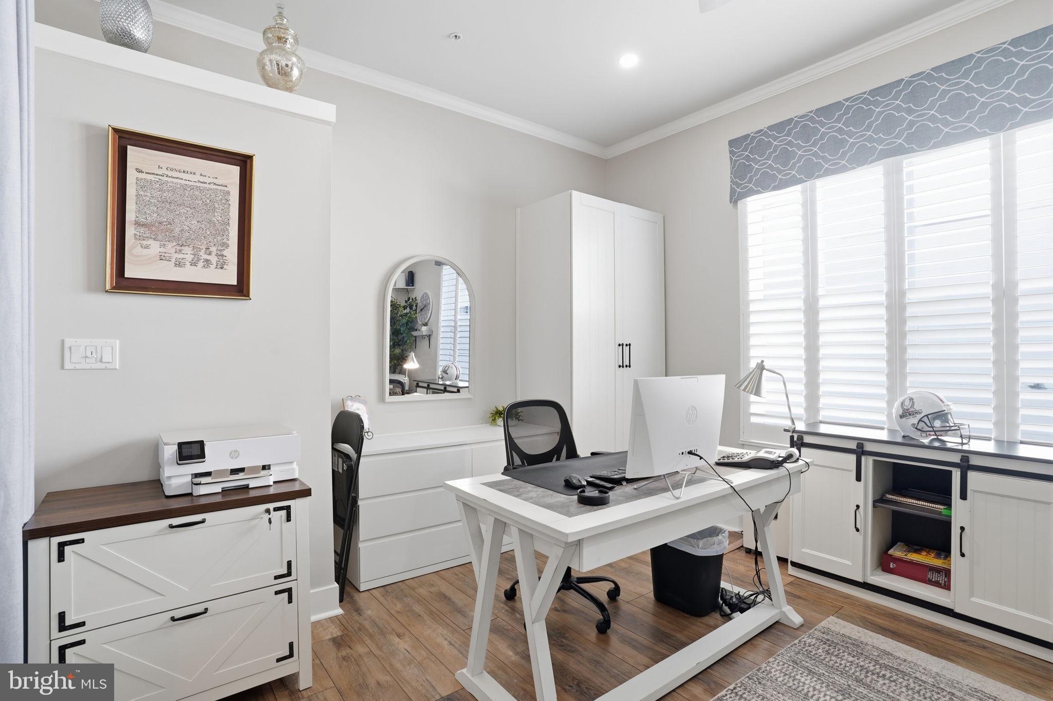 FOUR SEASONS AT KENT ISLAND - Residential