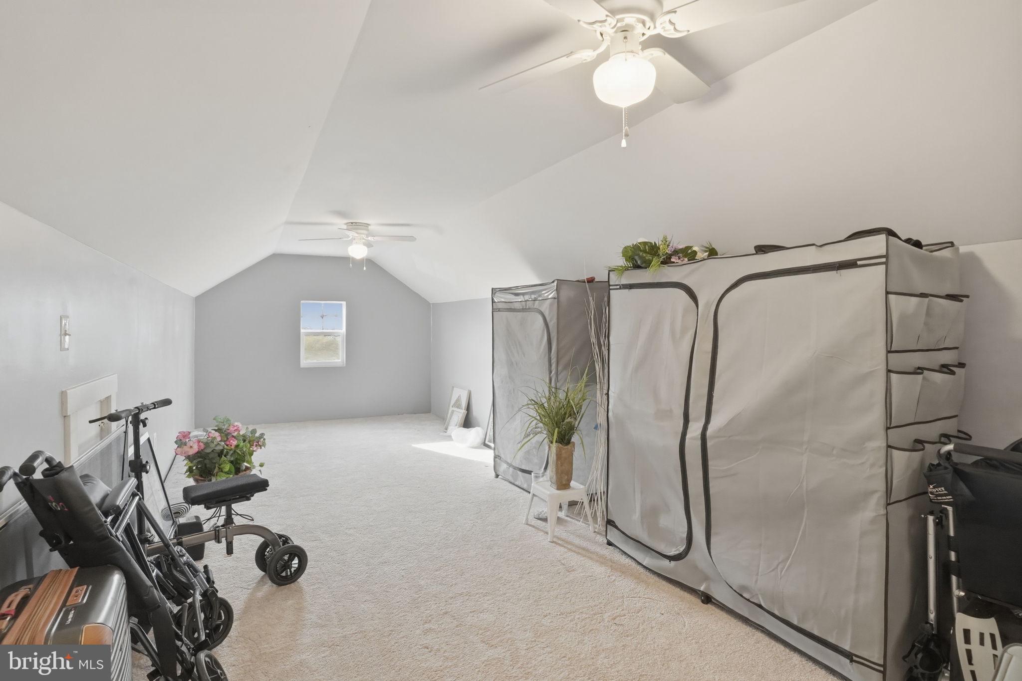 FOUR SEASONS AT KENT ISLAND - Residential