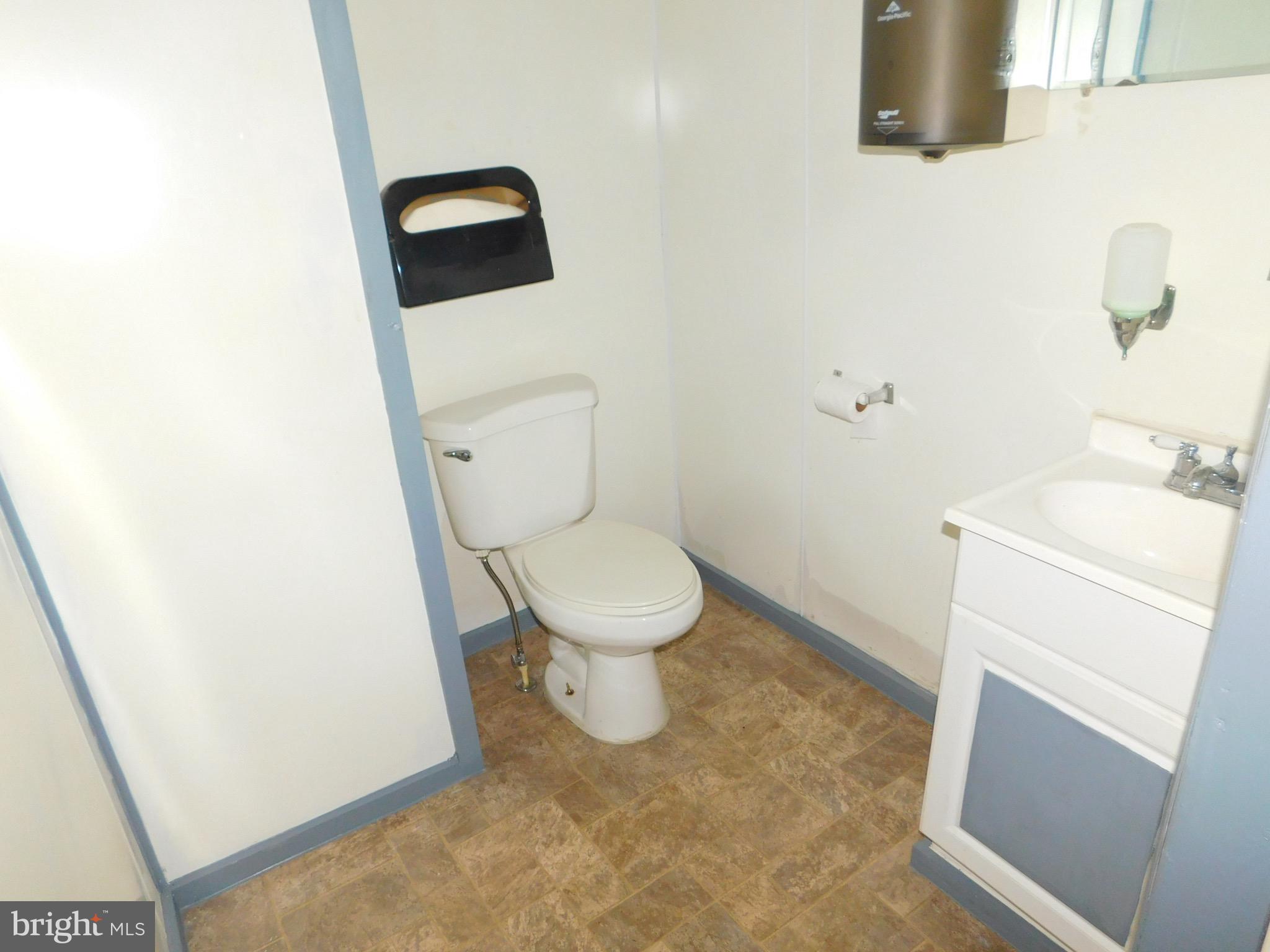 MAIN STREET KEYSER - Residential