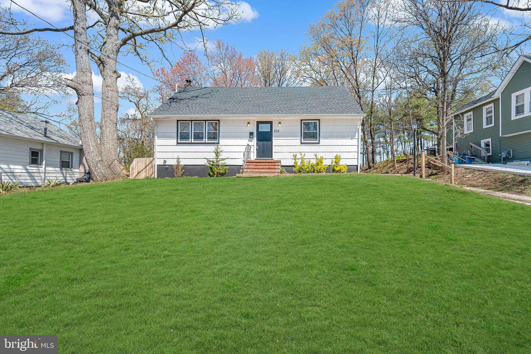 233 GARDEN TERRACE