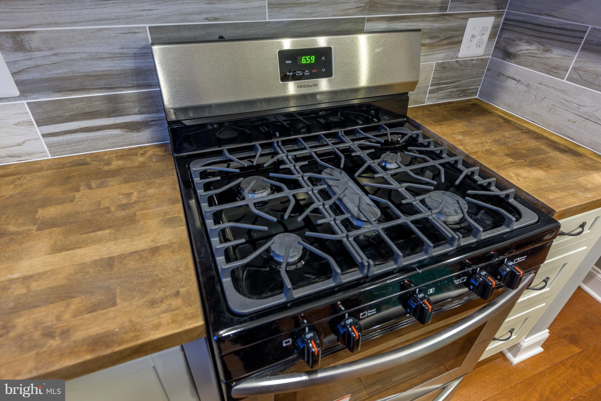 WAVERLY - Residential