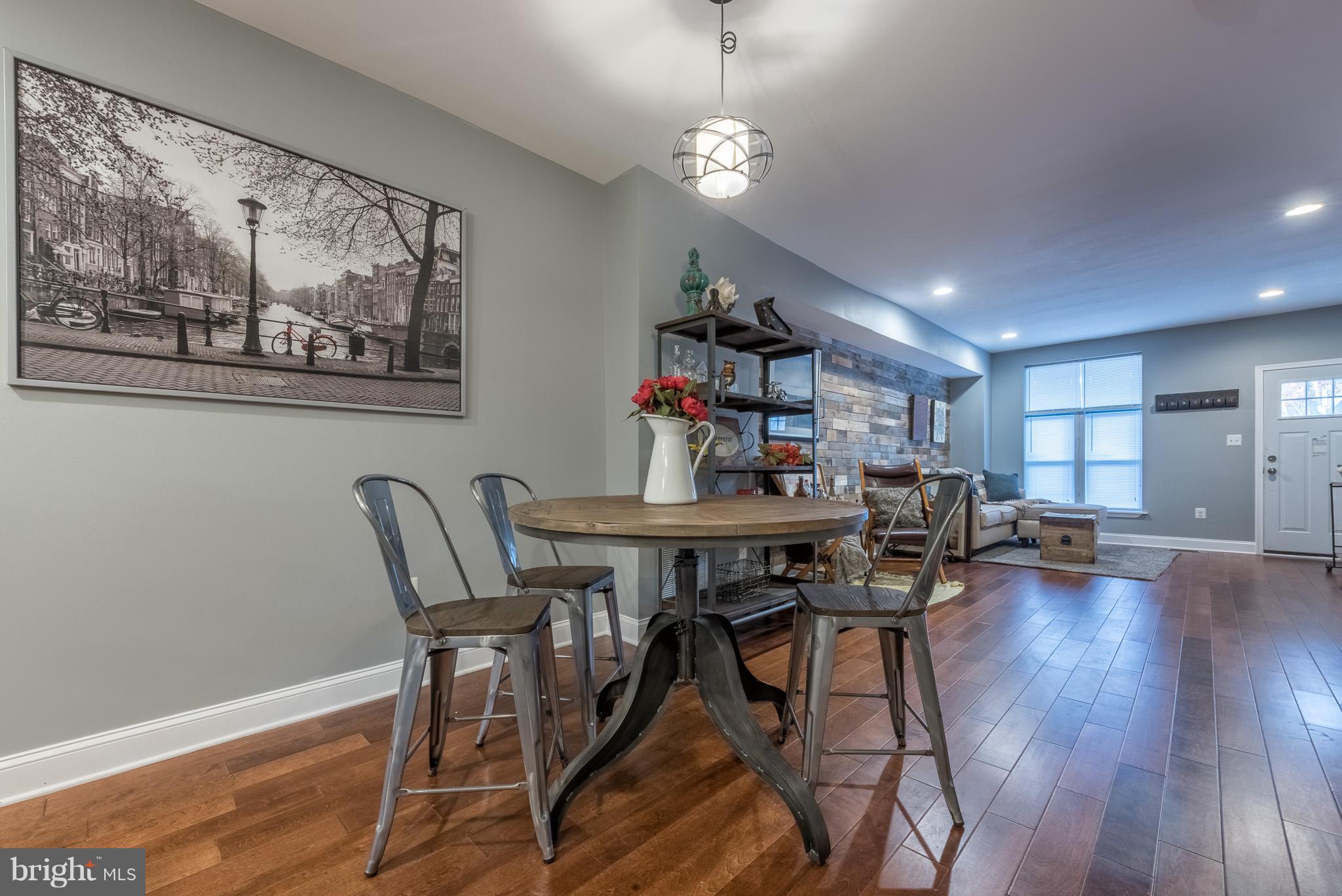 WAVERLY - Residential