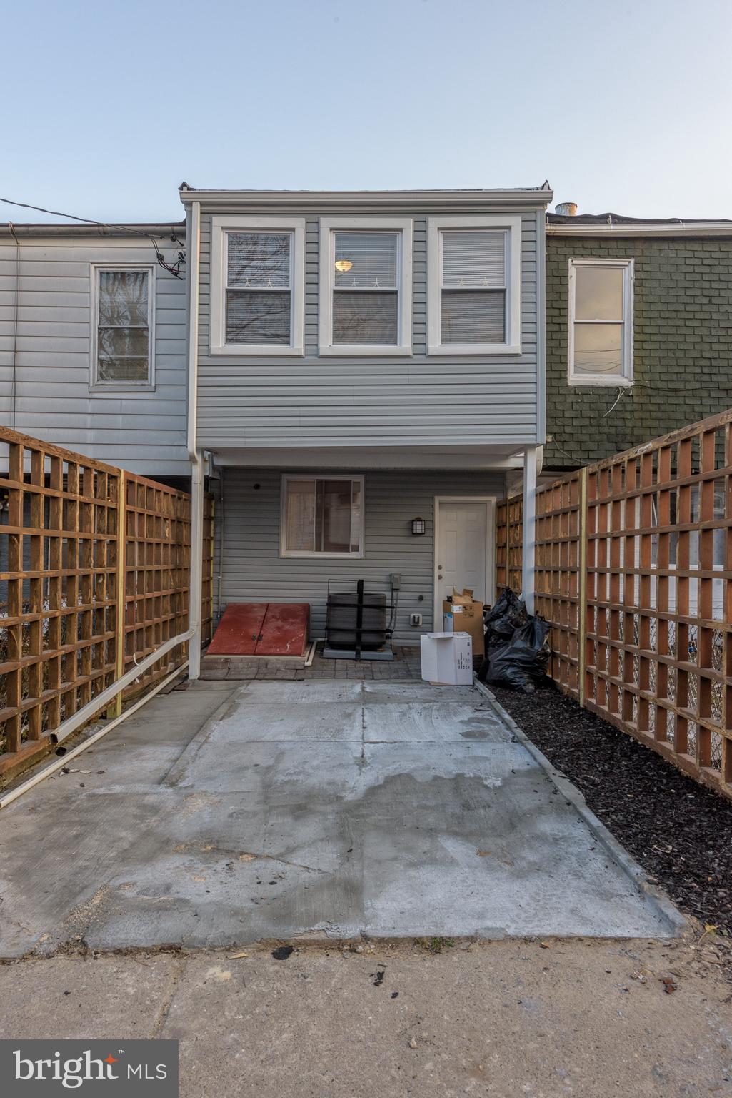 WAVERLY - Residential