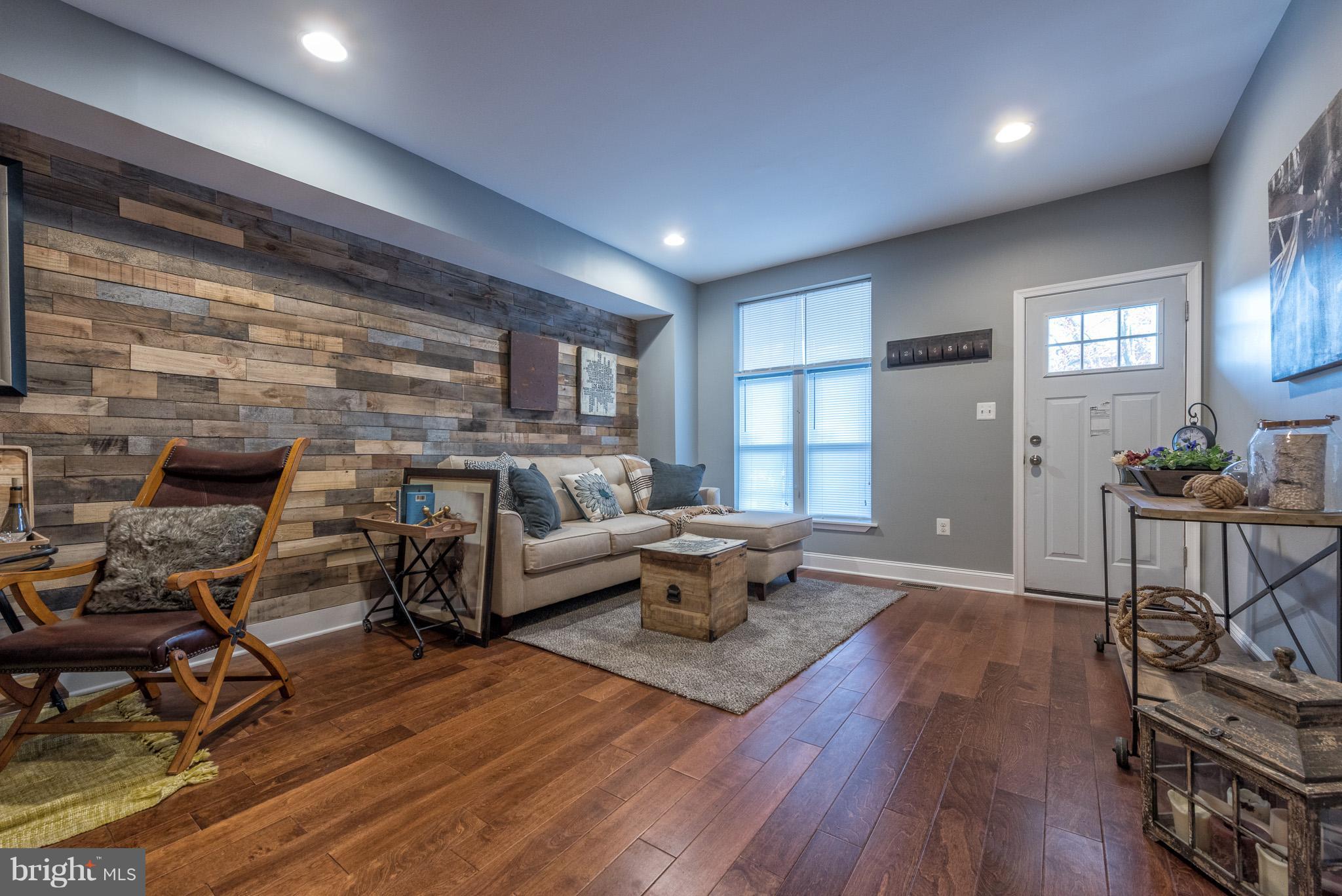 WAVERLY - Residential