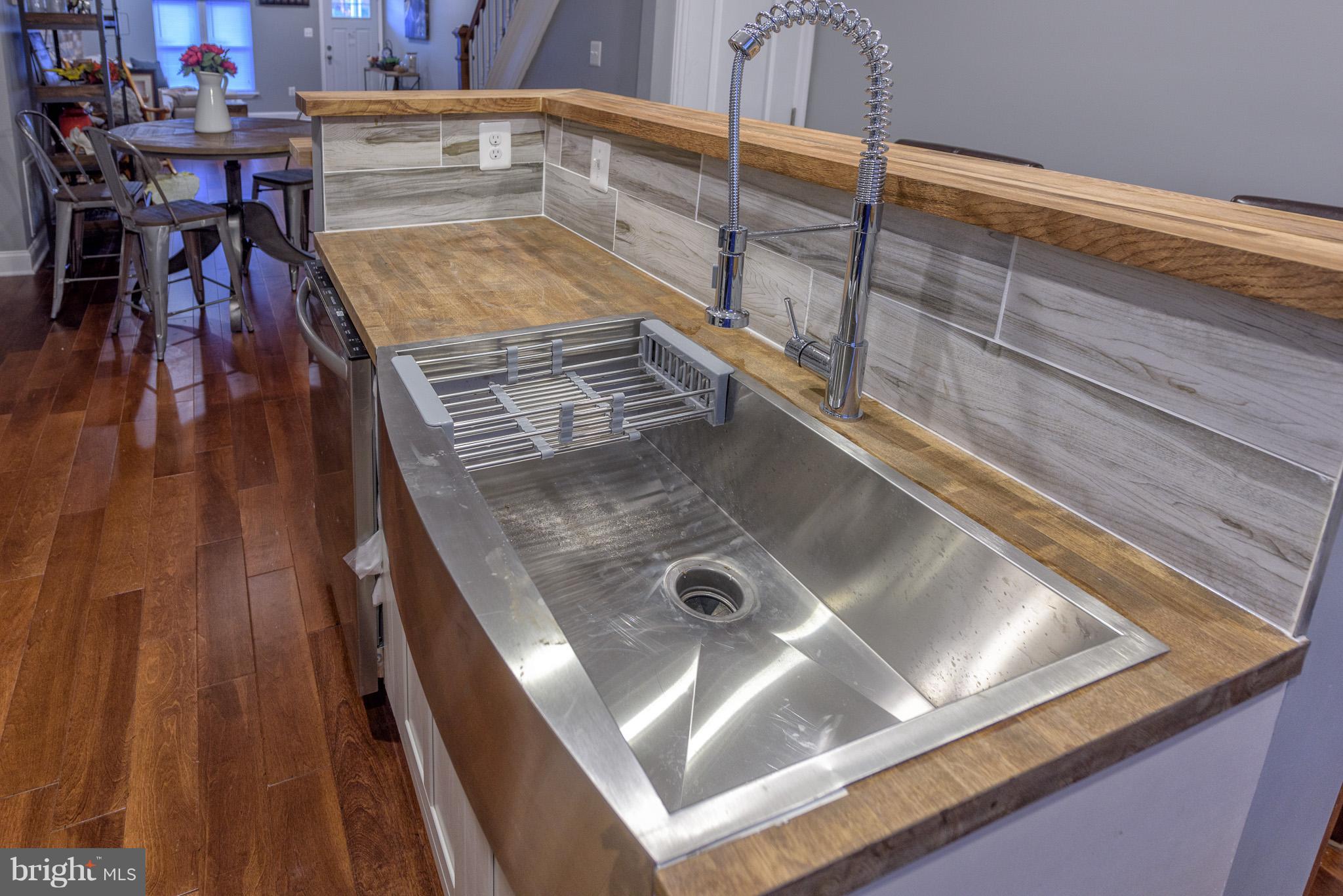 WAVERLY - Residential