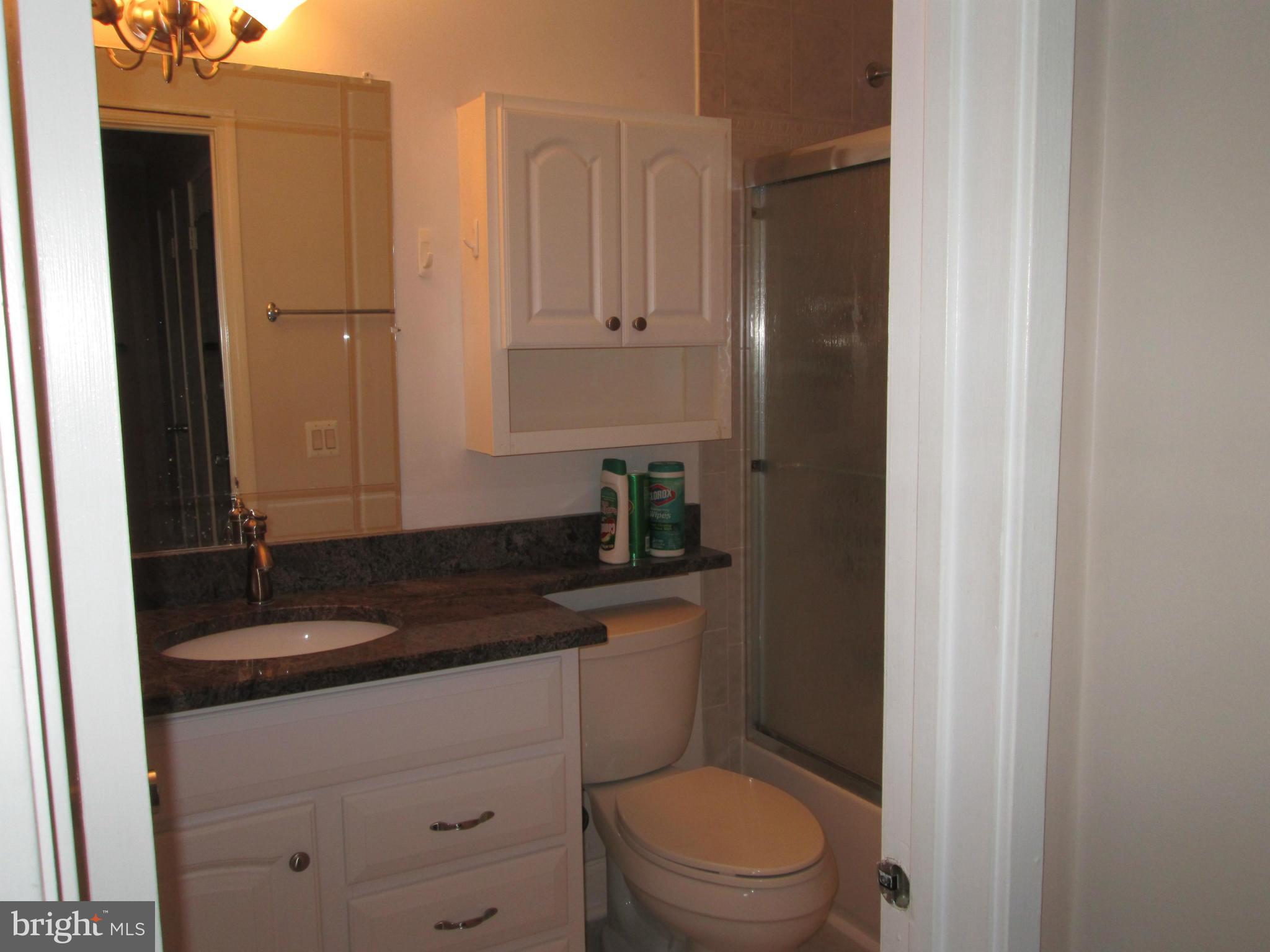 RESTON - Residential Lease