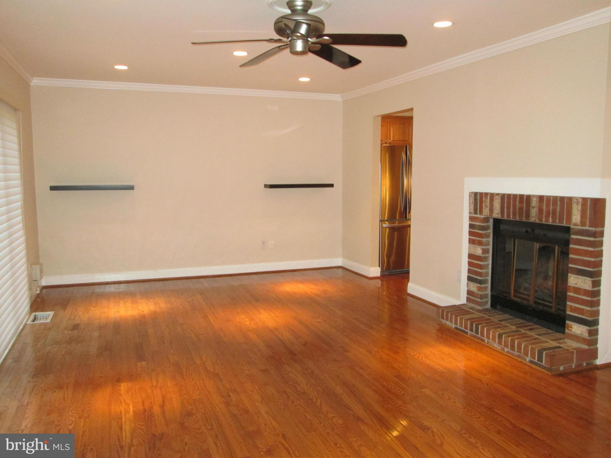 RESTON - Residential Lease