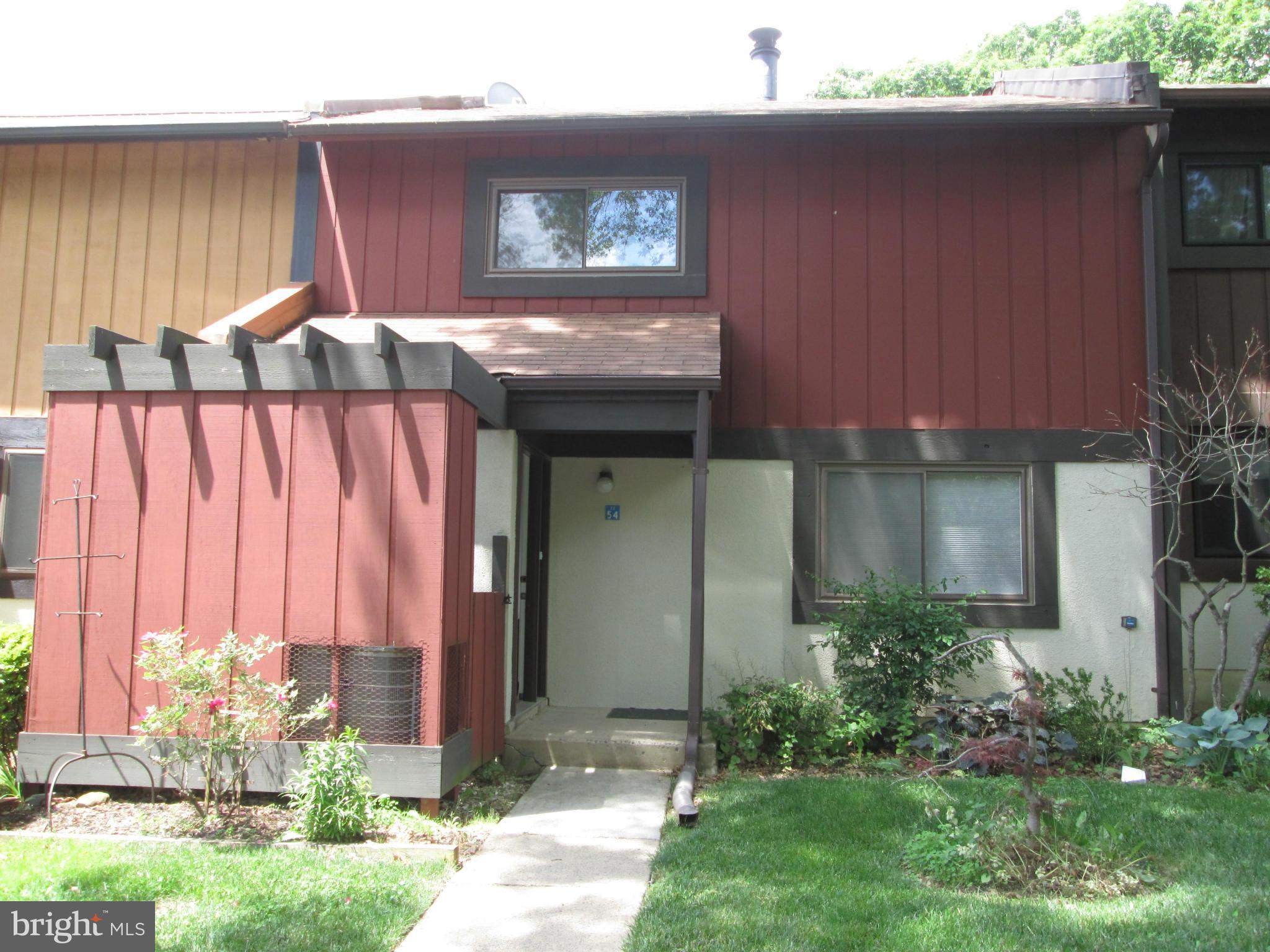 RESTON - Residential Lease