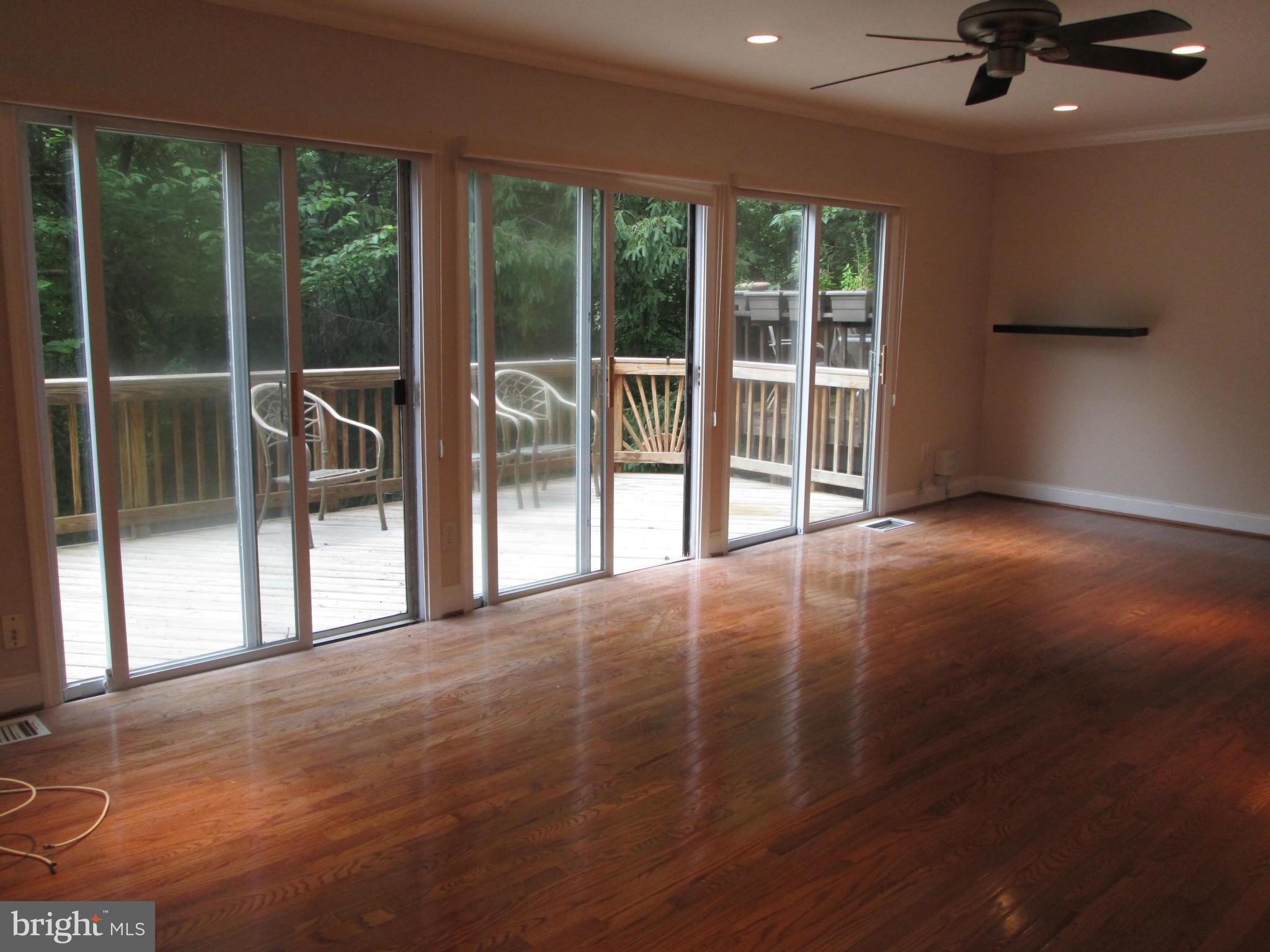 RESTON - Residential Lease