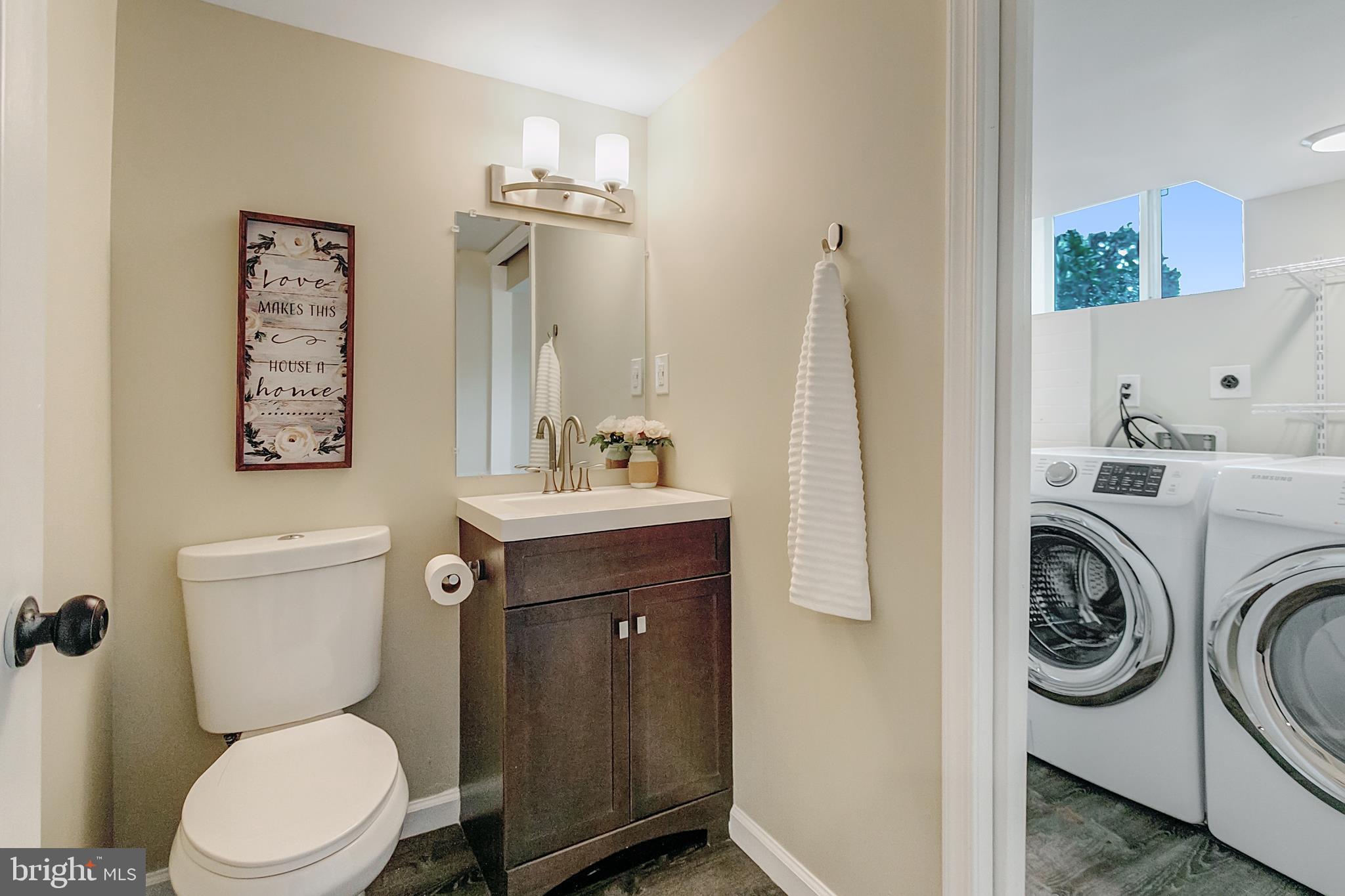 ROSEMONT EAST - Residential