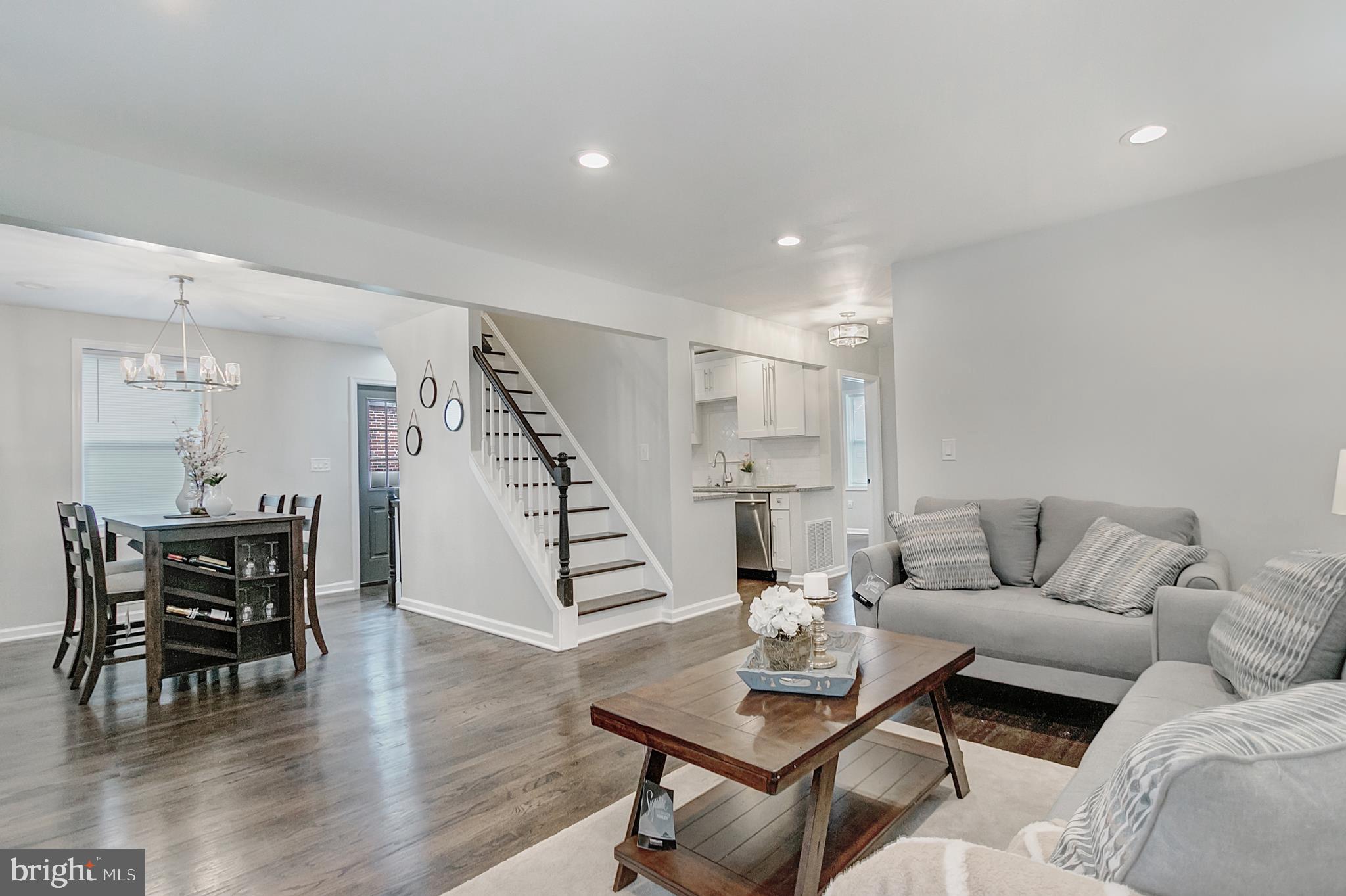 ROSEMONT EAST - Residential