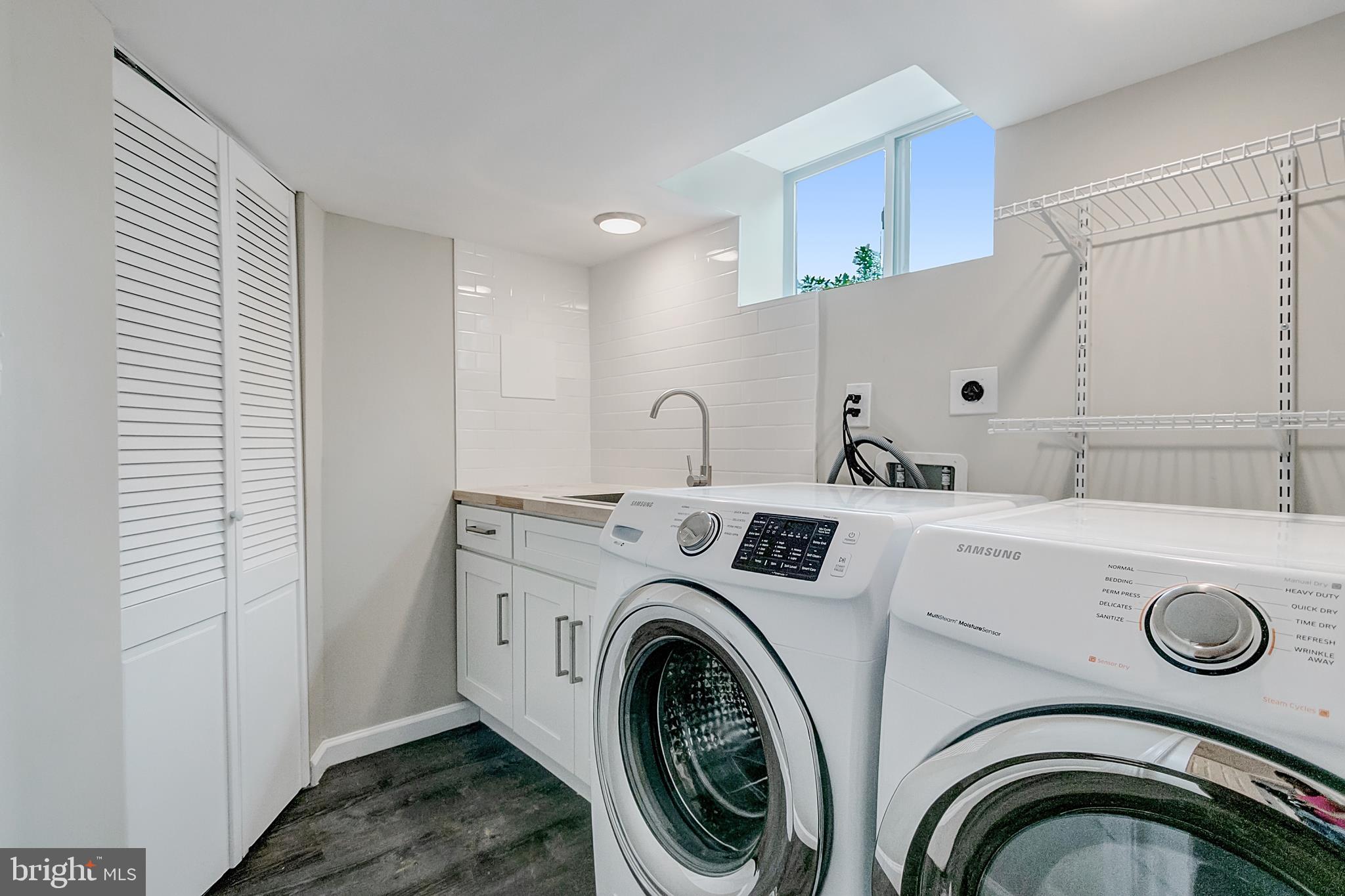 ROSEMONT EAST - Residential