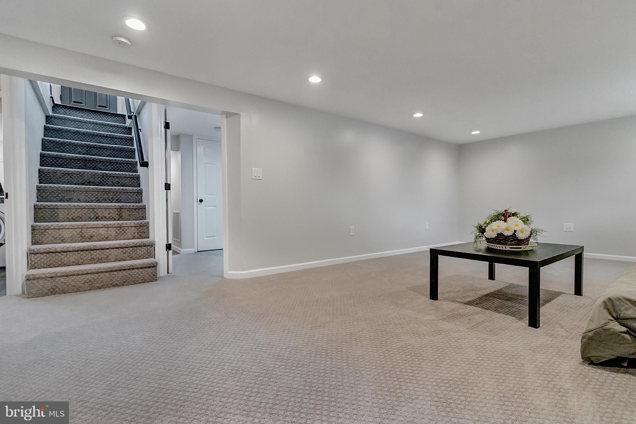 ROSEMONT EAST - Residential