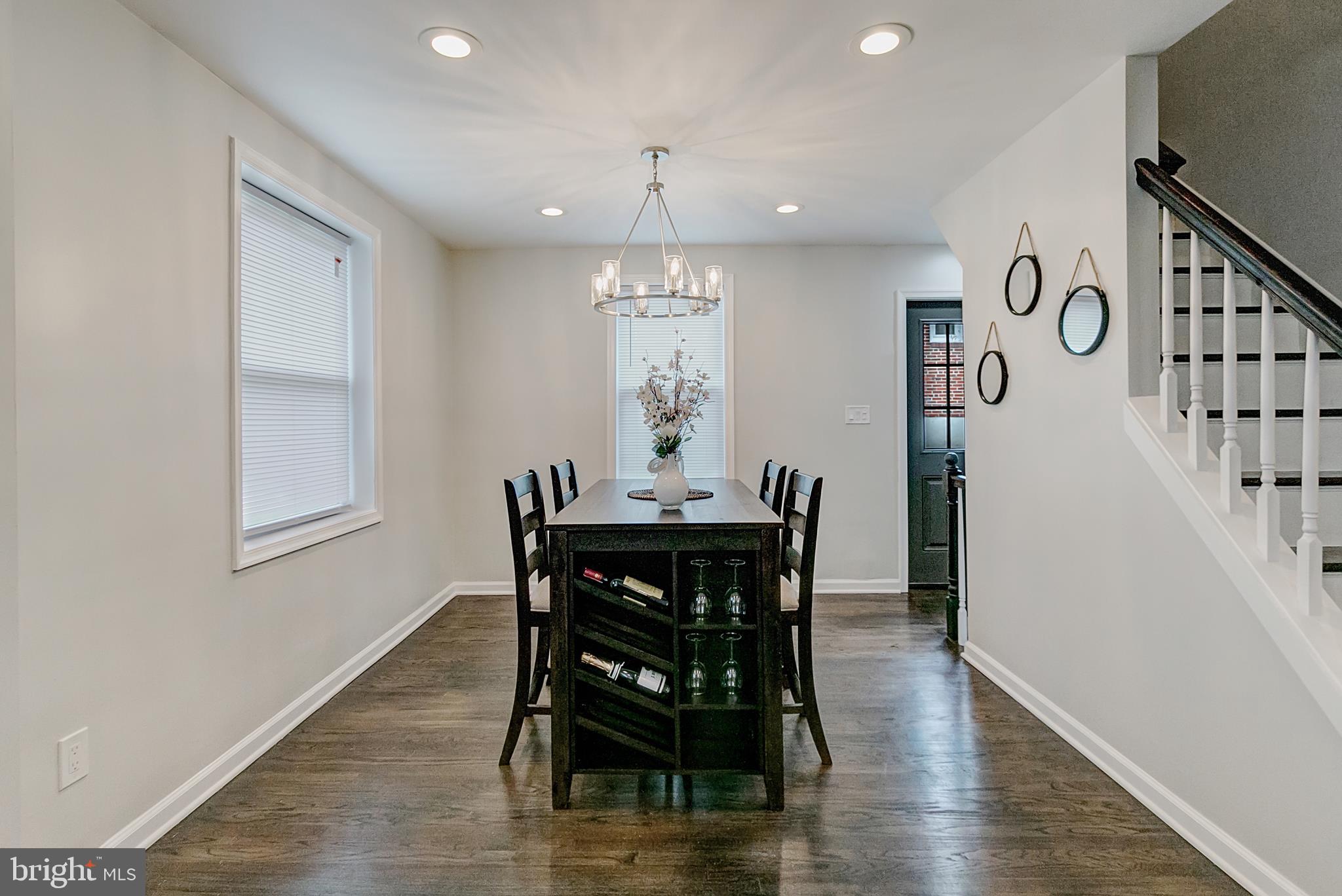 ROSEMONT EAST - Residential