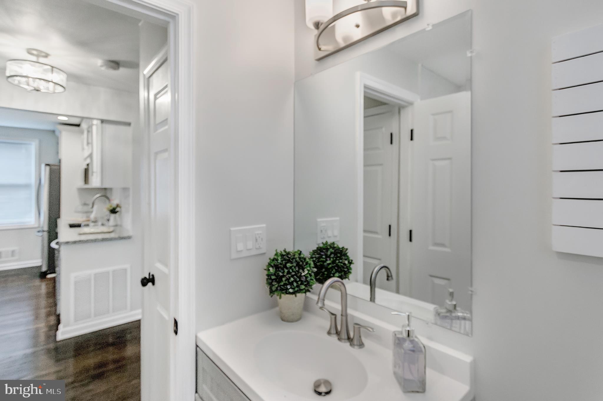 ROSEMONT EAST - Residential