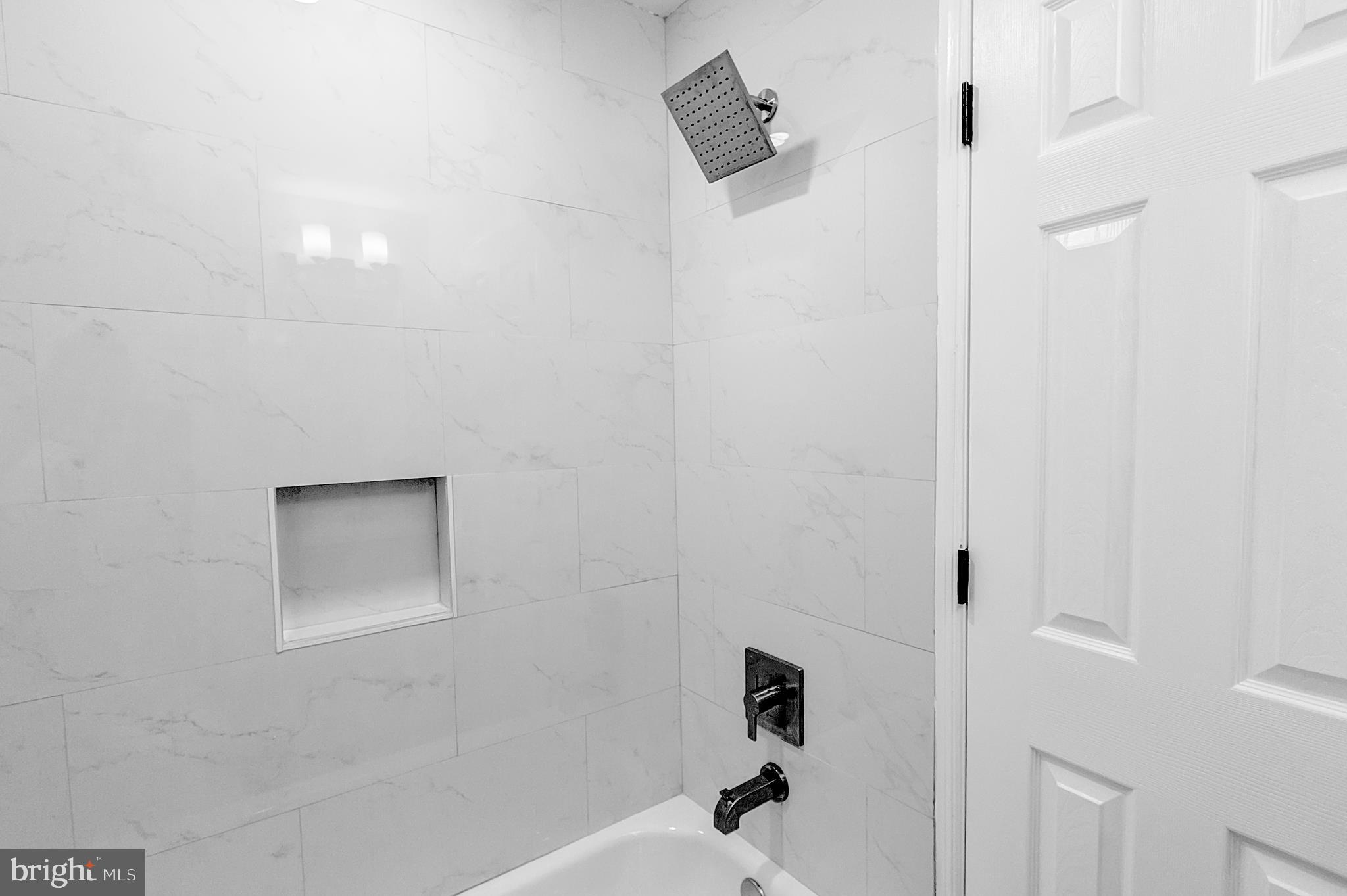 ROSEMONT EAST - Residential