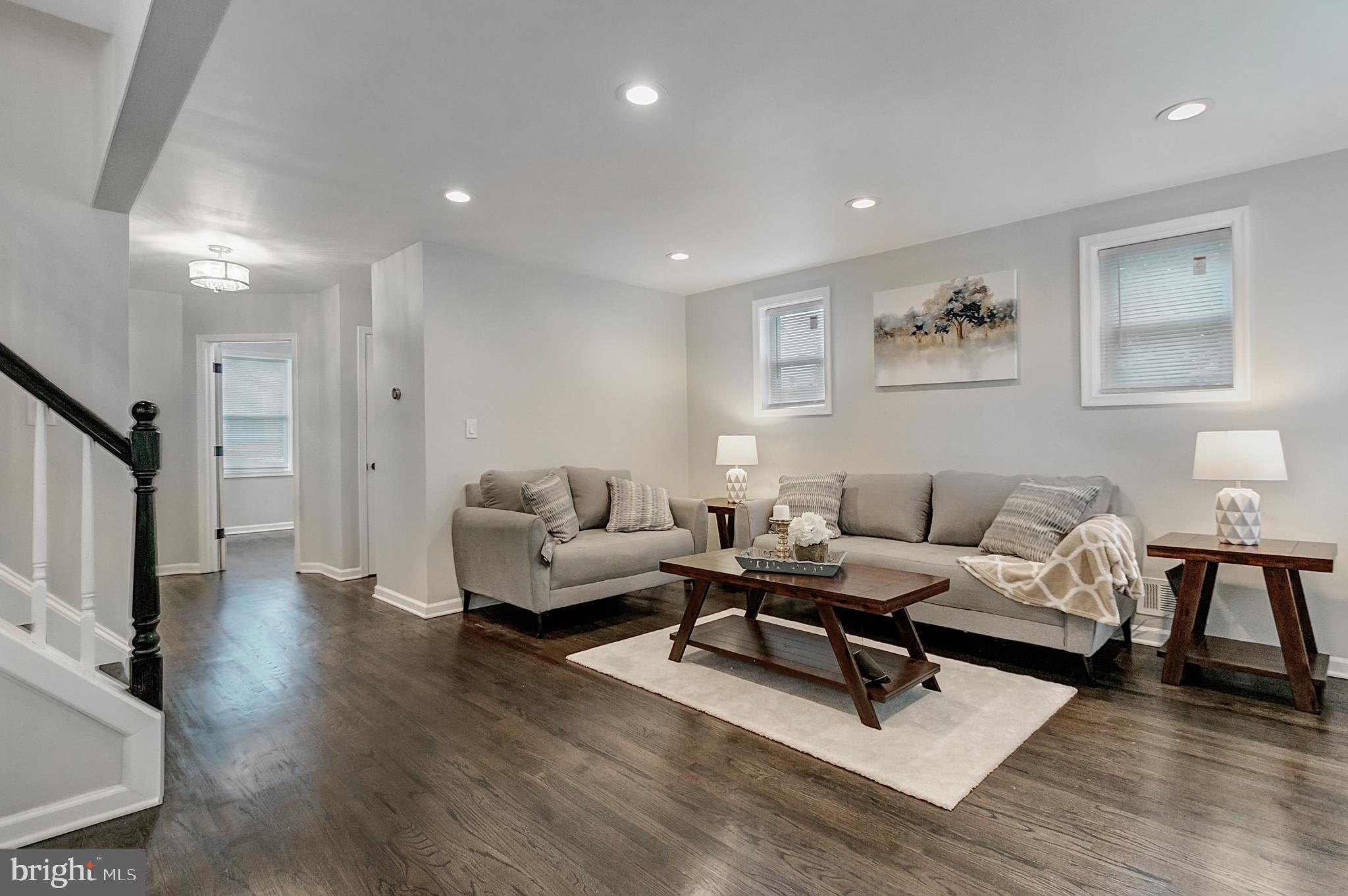 ROSEMONT EAST - Residential