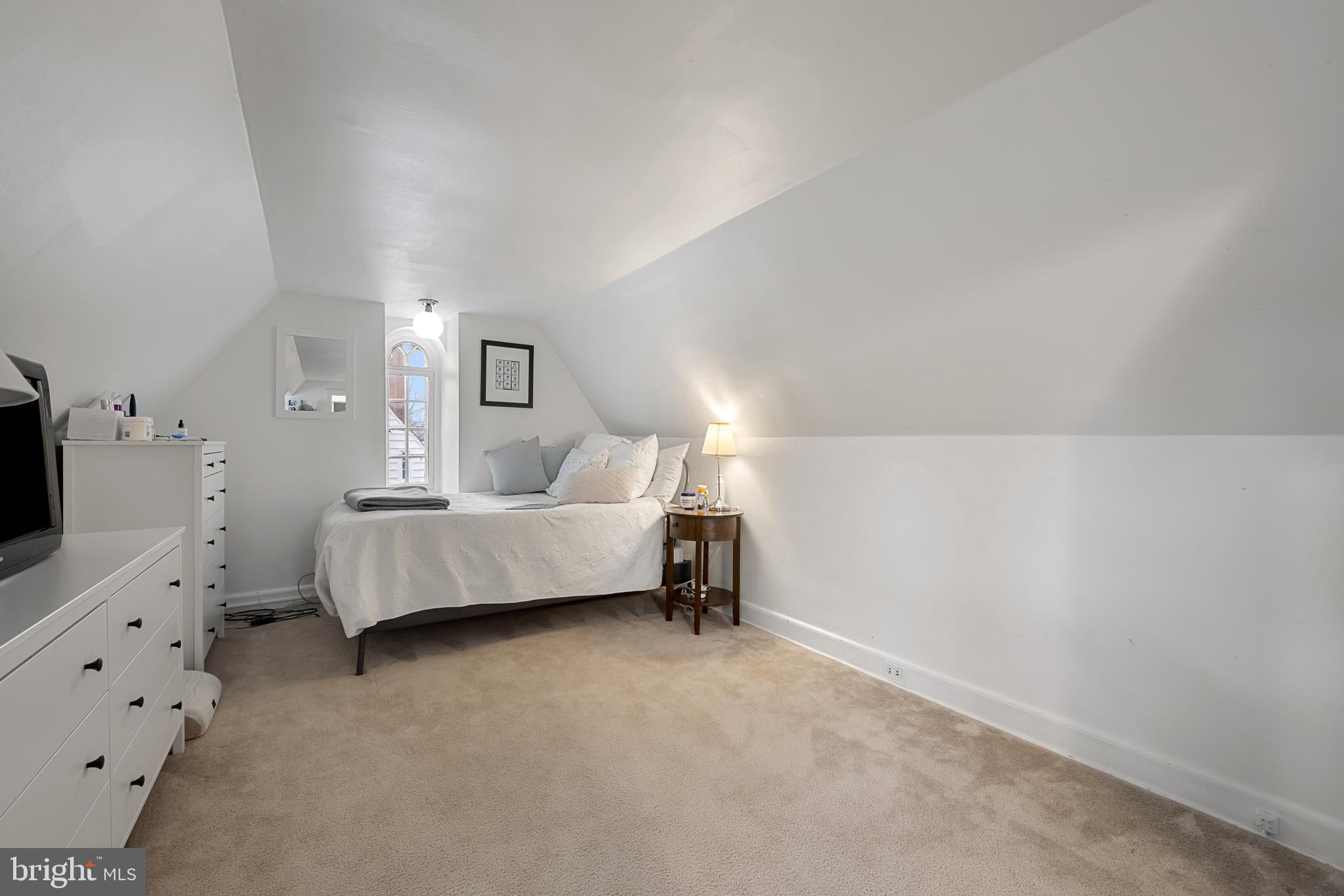 HOMELAND HISTORIC DISTRICT - Residential