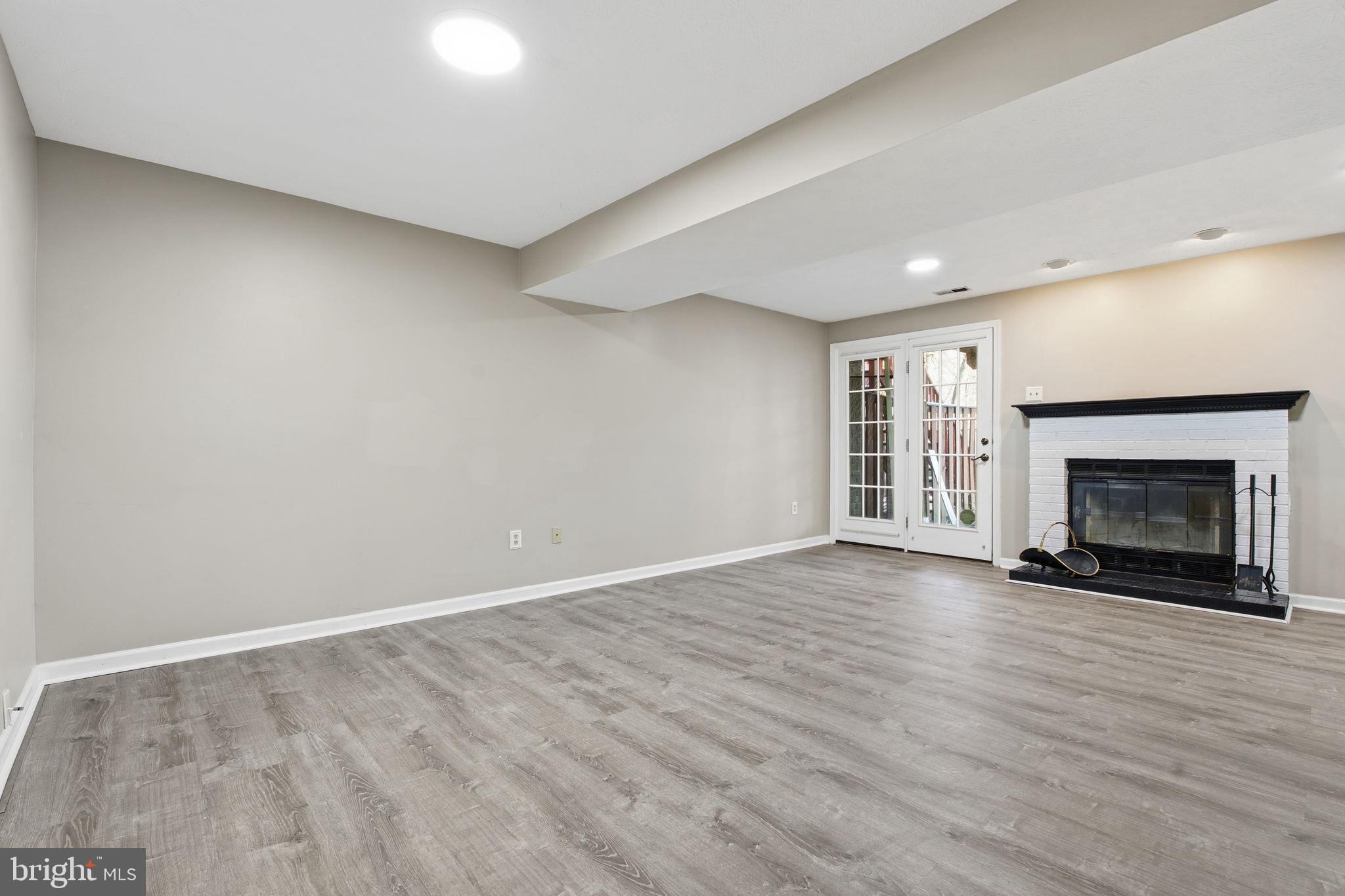 CASTLE STONE AT WHITE MARSH - Residential