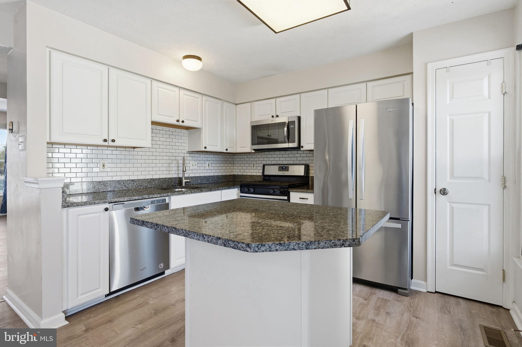 CASTLE STONE AT WHITE MARSH - Residential