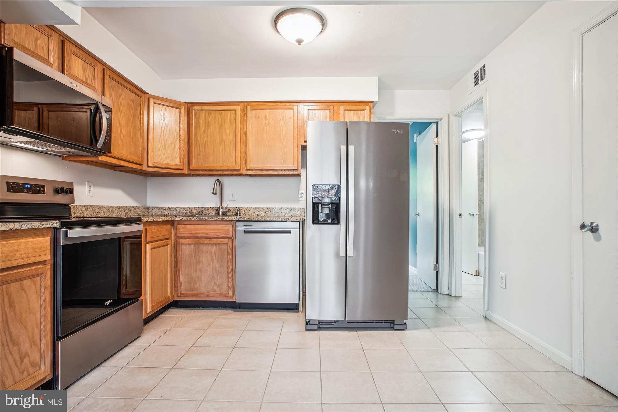 BEDFORD PARK - Residential Lease