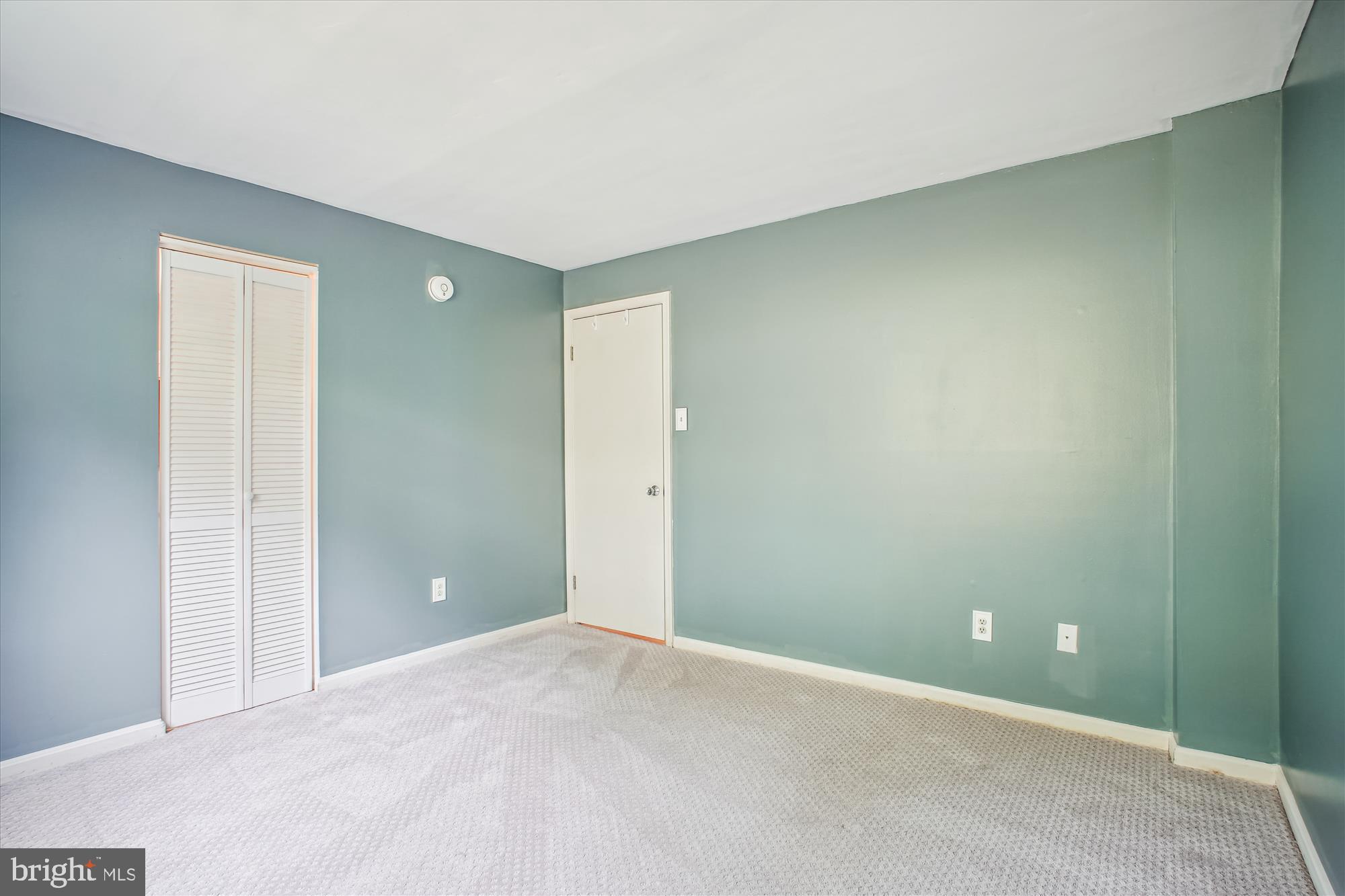 BEDFORD PARK - Residential Lease