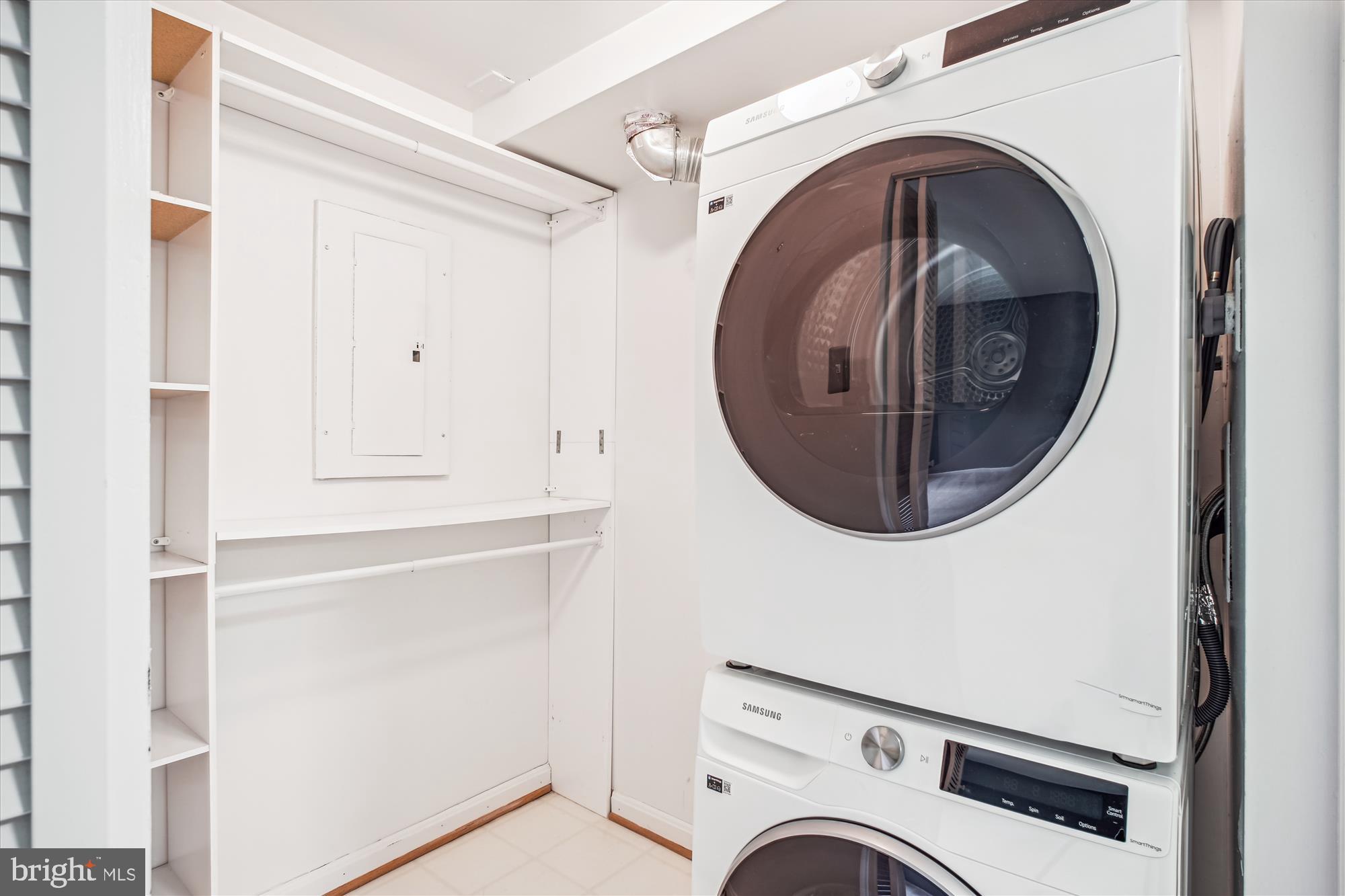 BEDFORD PARK - Residential Lease