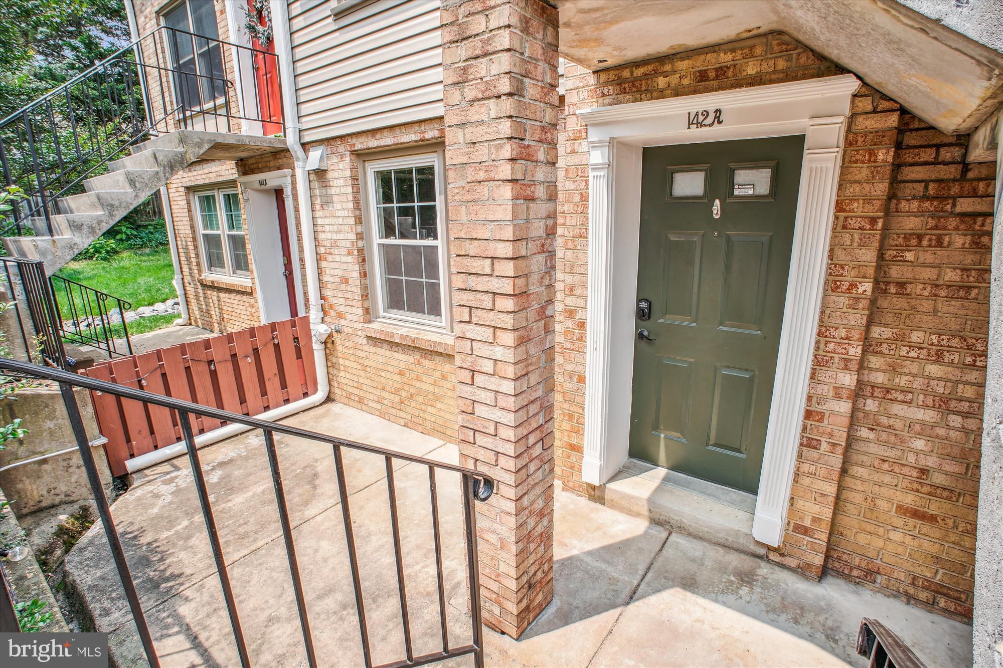 BEDFORD PARK - Residential Lease