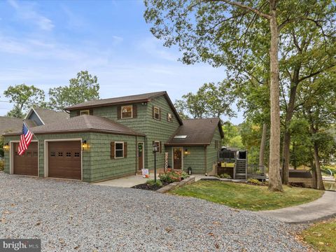 278 LAKE MEADE DRIVE EAST BERLIN PA 17316