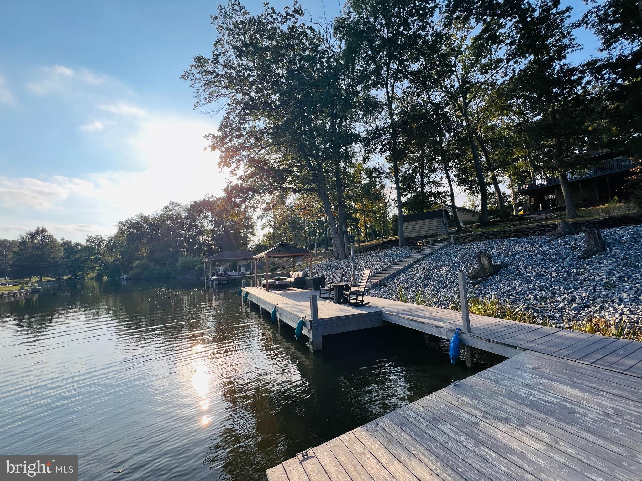 LAKE MEADE - Residential