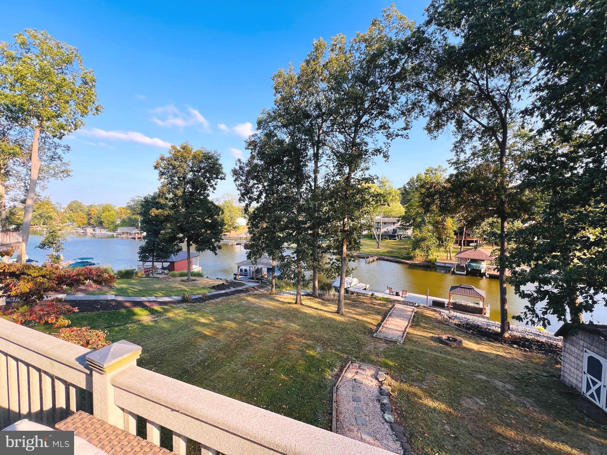 LAKE MEADE - Residential