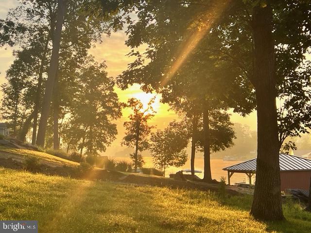 LAKE MEADE - Residential