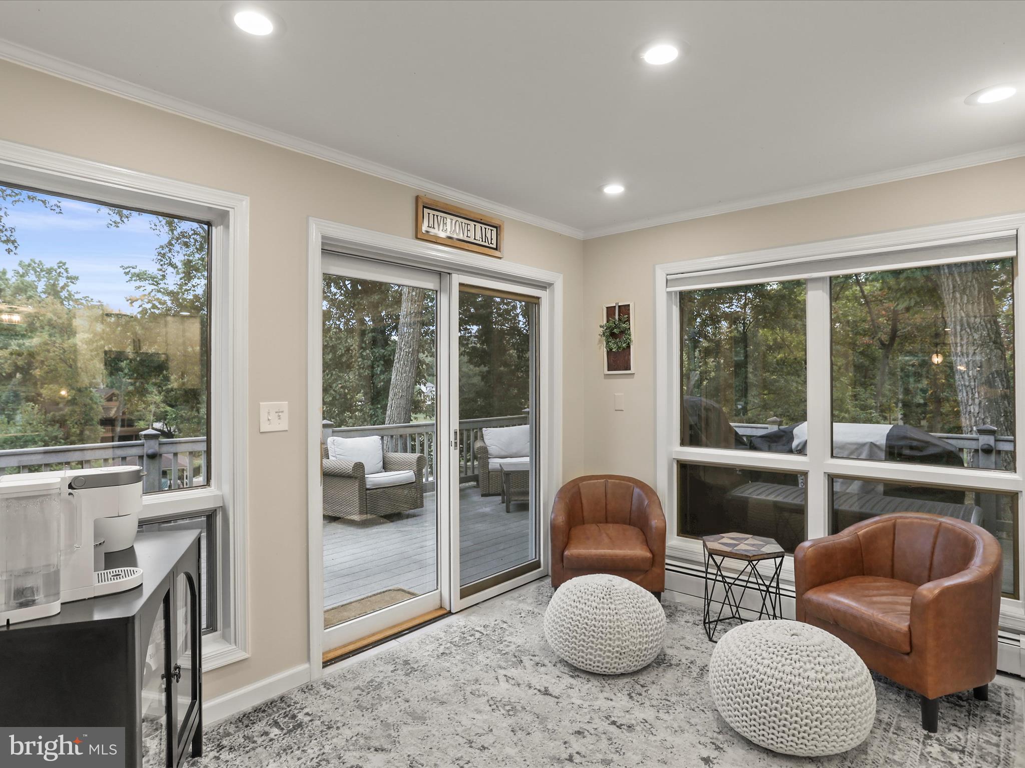 LAKE MEADE - Residential