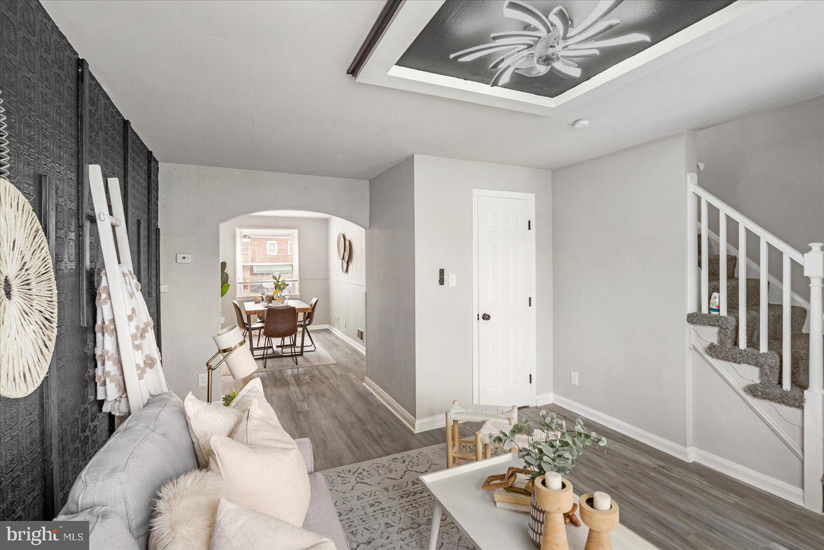BEVERLY HILLS - Residential