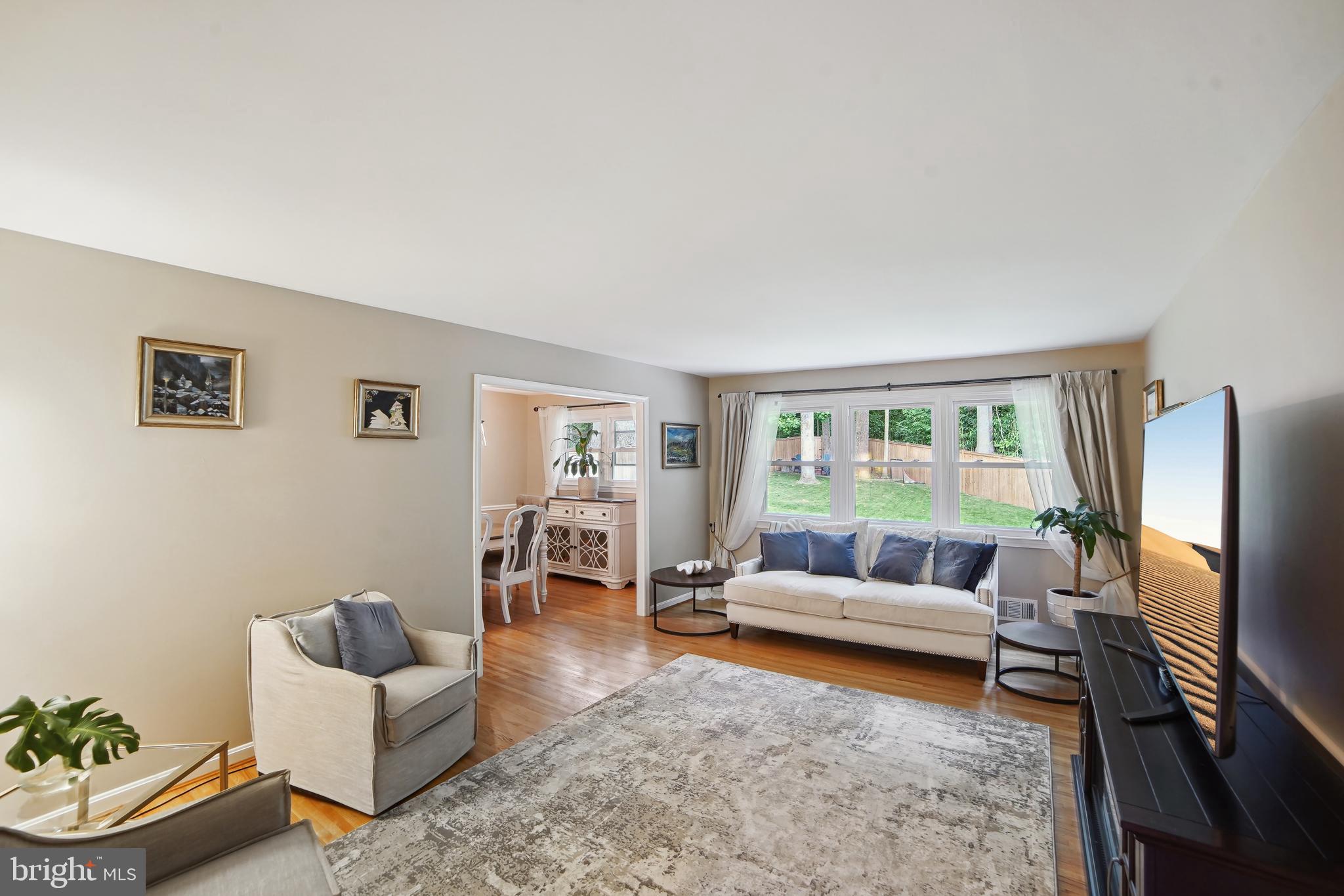 BETHESDA OUTSIDE - Residential