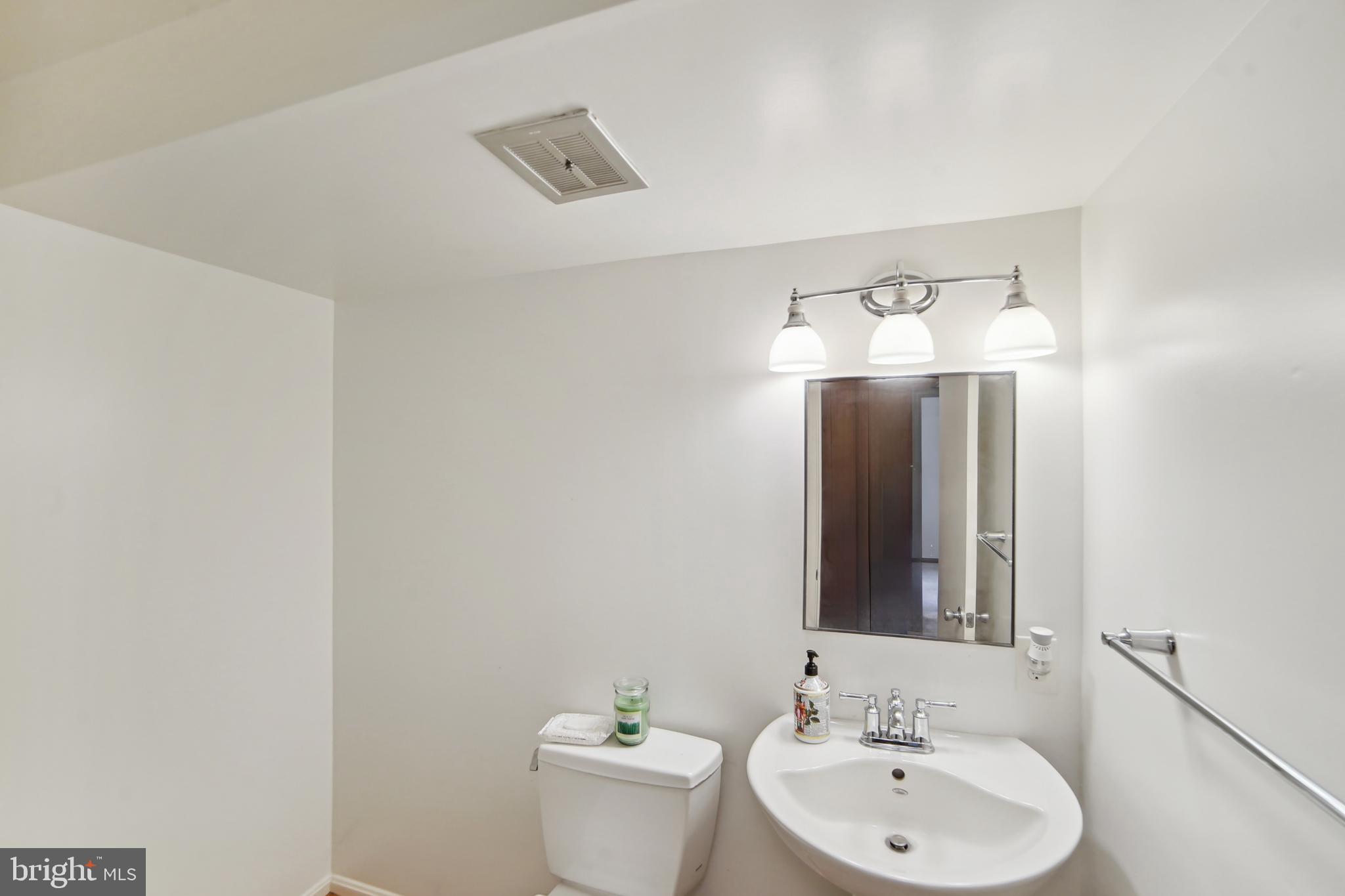 BETHESDA OUTSIDE - Residential