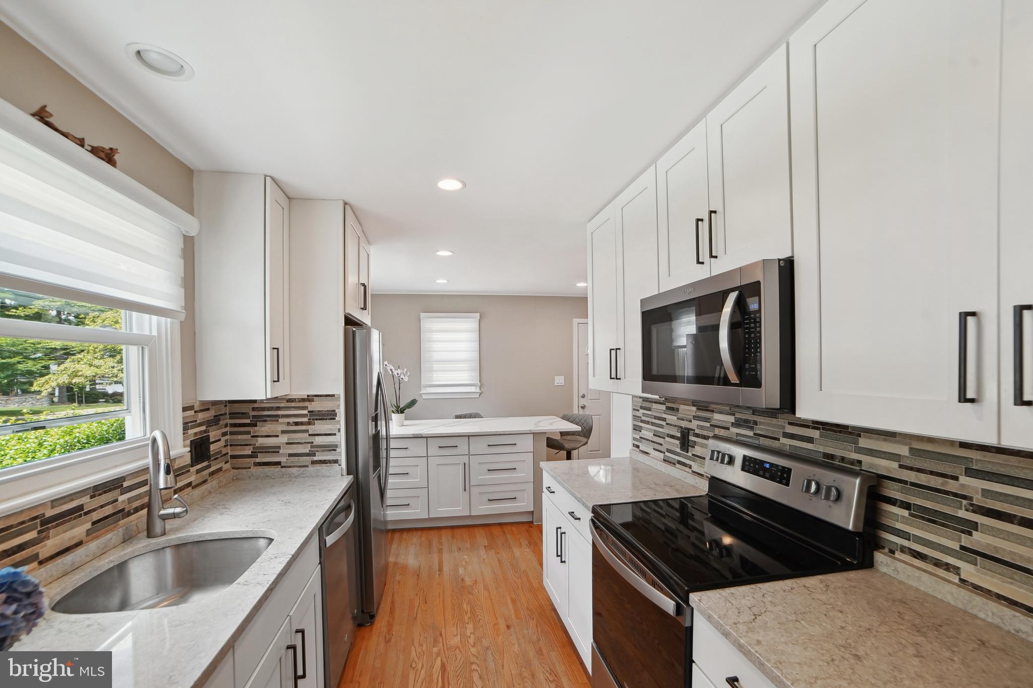 BETHESDA OUTSIDE - Residential