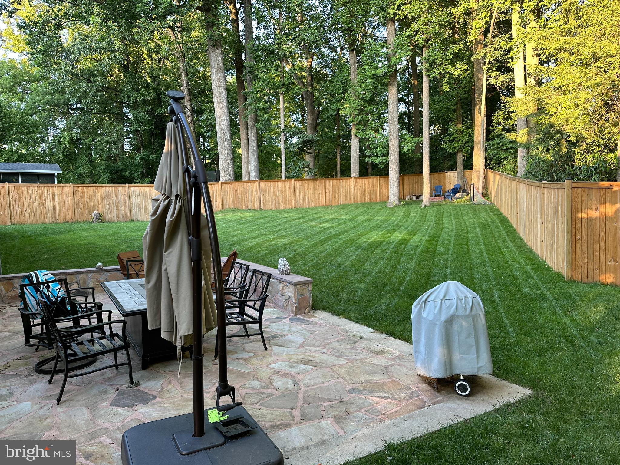 BETHESDA OUTSIDE - Residential