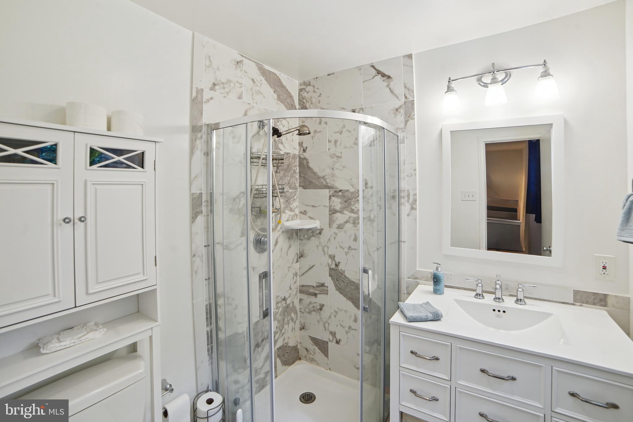 BETHESDA OUTSIDE - Residential