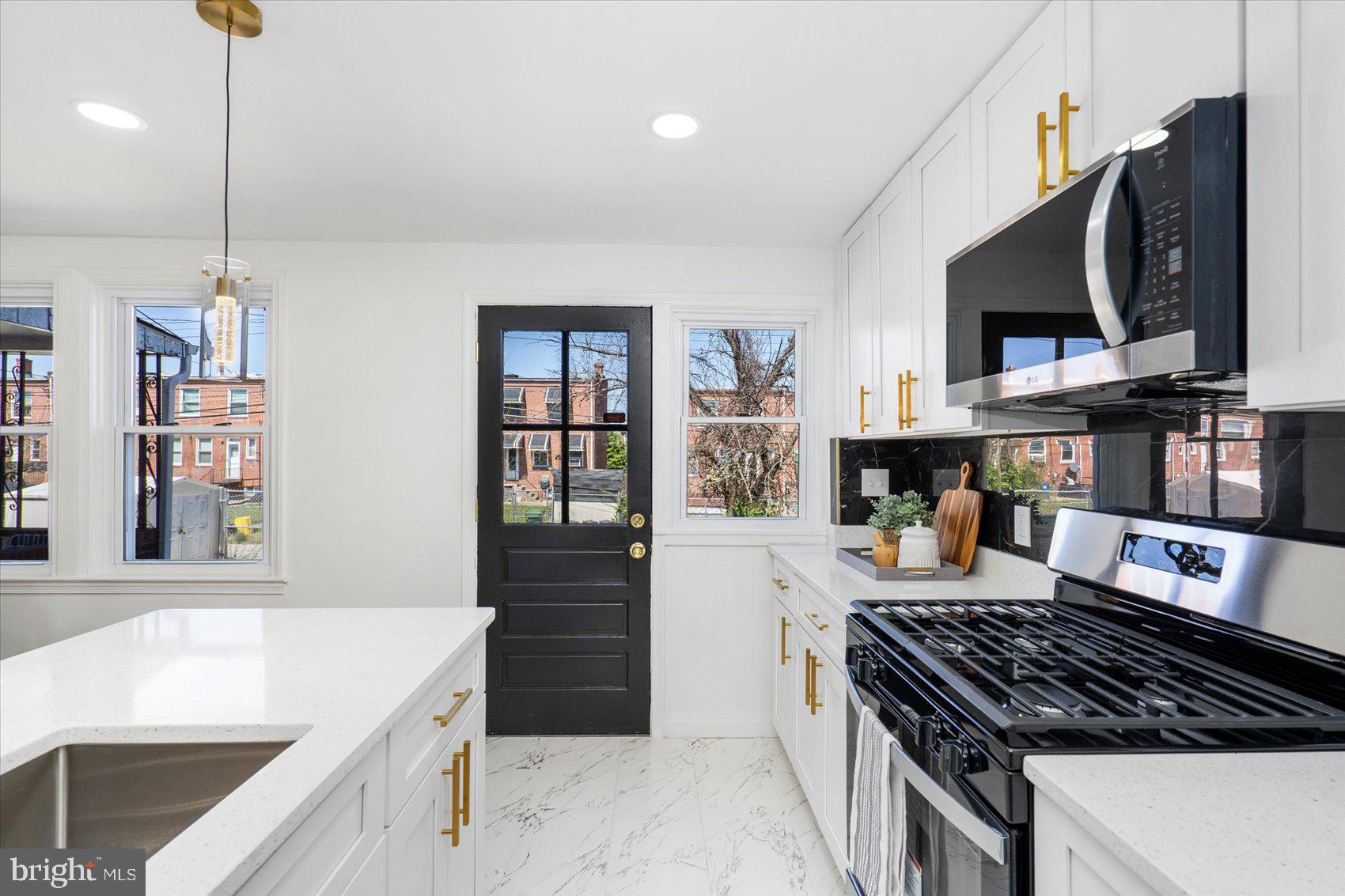 BELAIR-EDISON - Residential