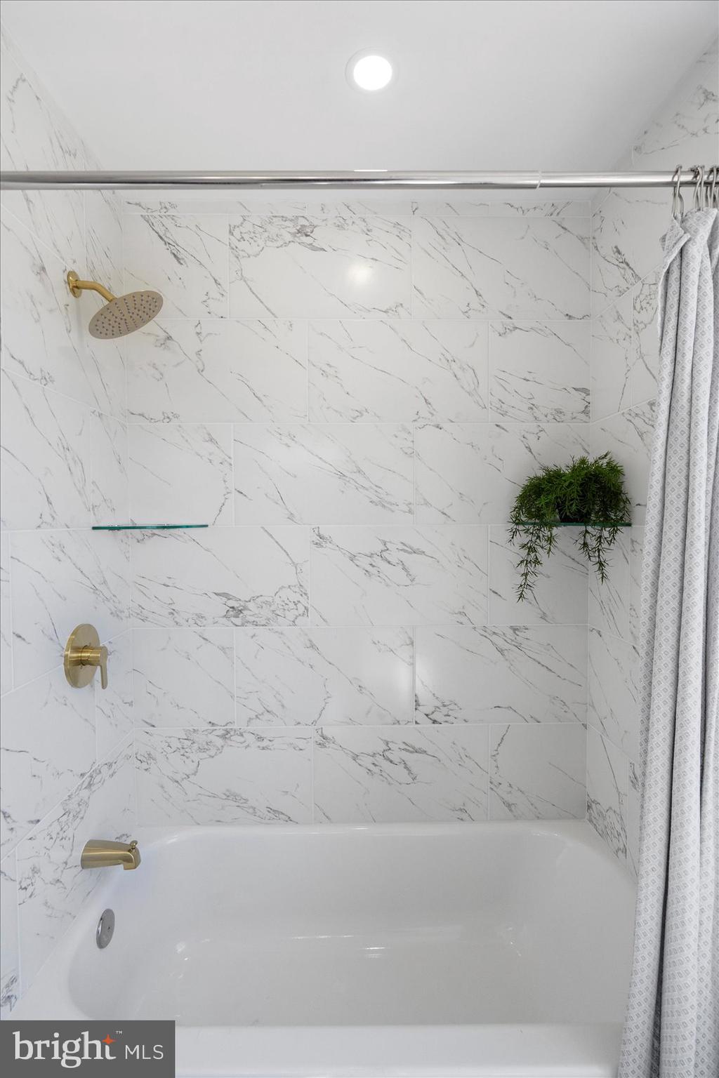 BELAIR-EDISON - Residential