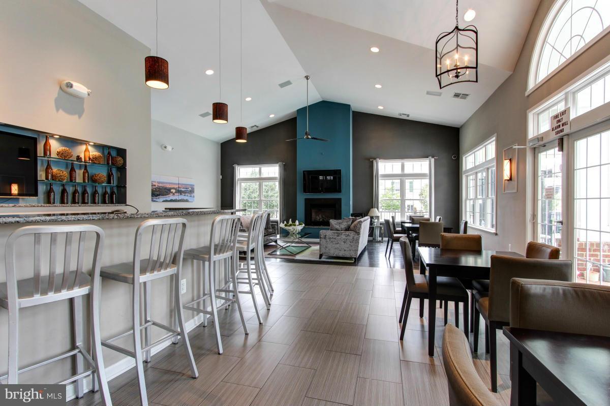 PARKSIDE AT ALEXANDRIA - Residential