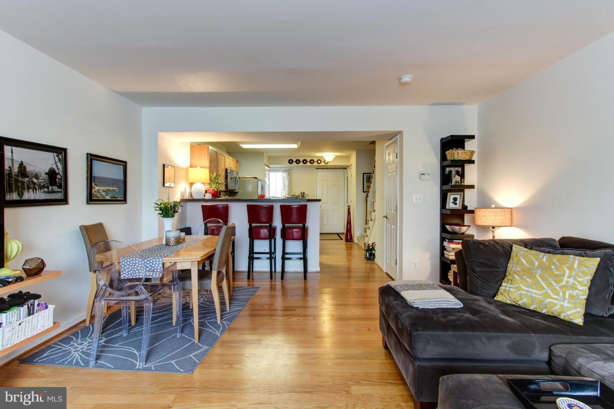 PARKSIDE AT ALEXANDRIA - Residential