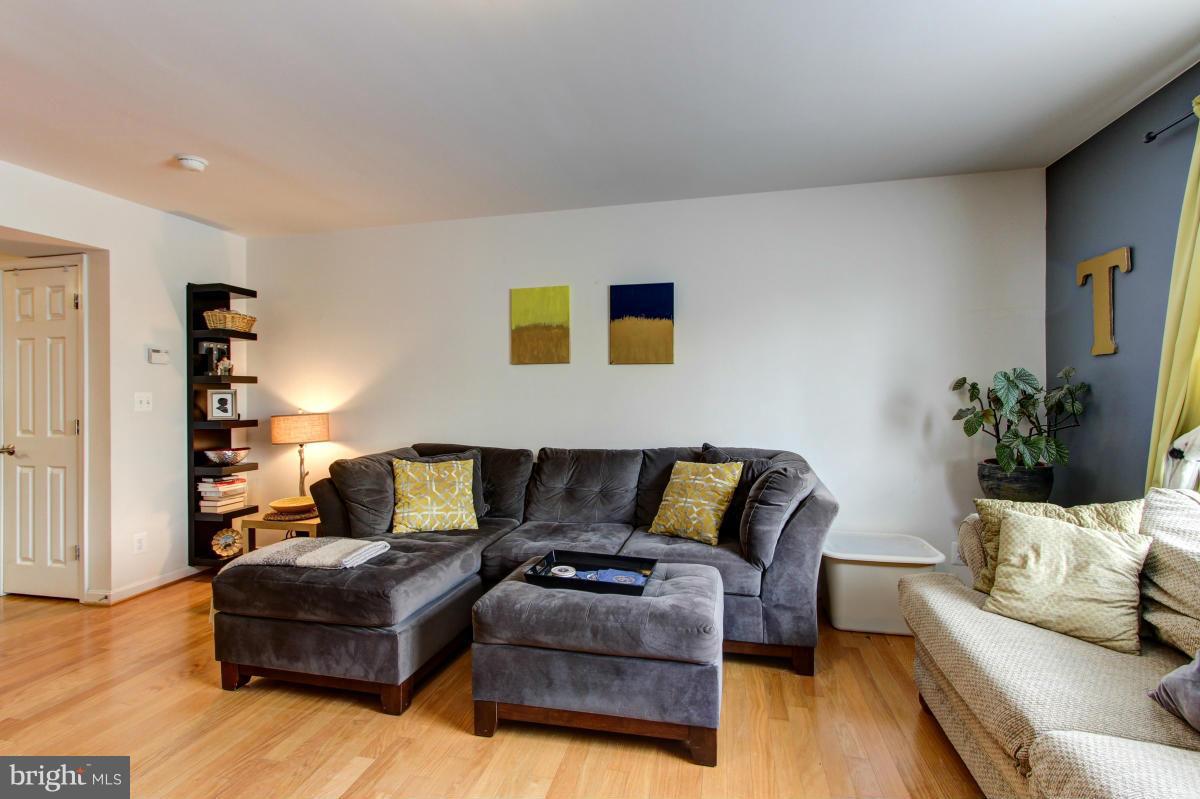 PARKSIDE AT ALEXANDRIA - Residential