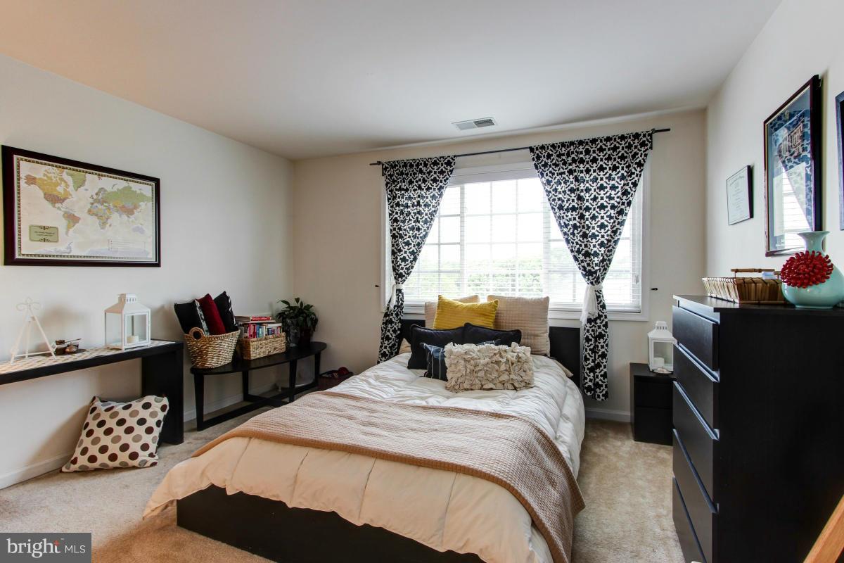 PARKSIDE AT ALEXANDRIA - Residential