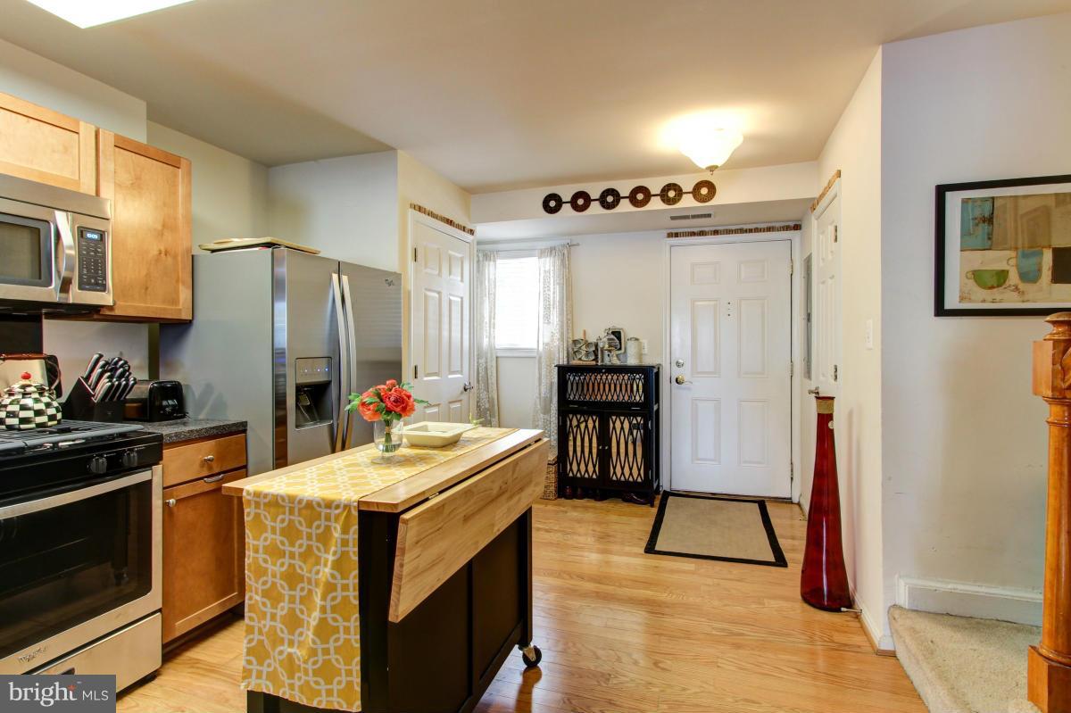 PARKSIDE AT ALEXANDRIA - Residential