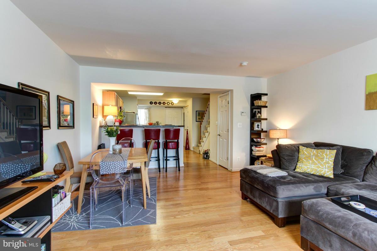 PARKSIDE AT ALEXANDRIA - Residential